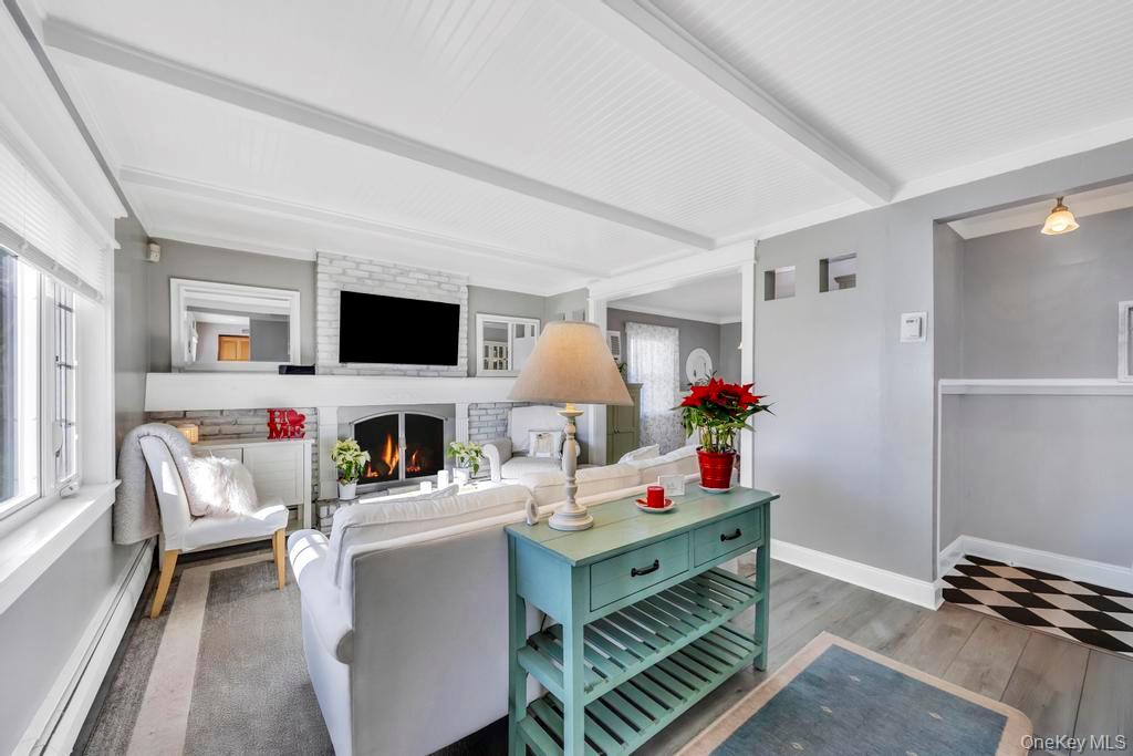 #10 photo, 23 Haven Lane, ناسو Levittown , NY 11756