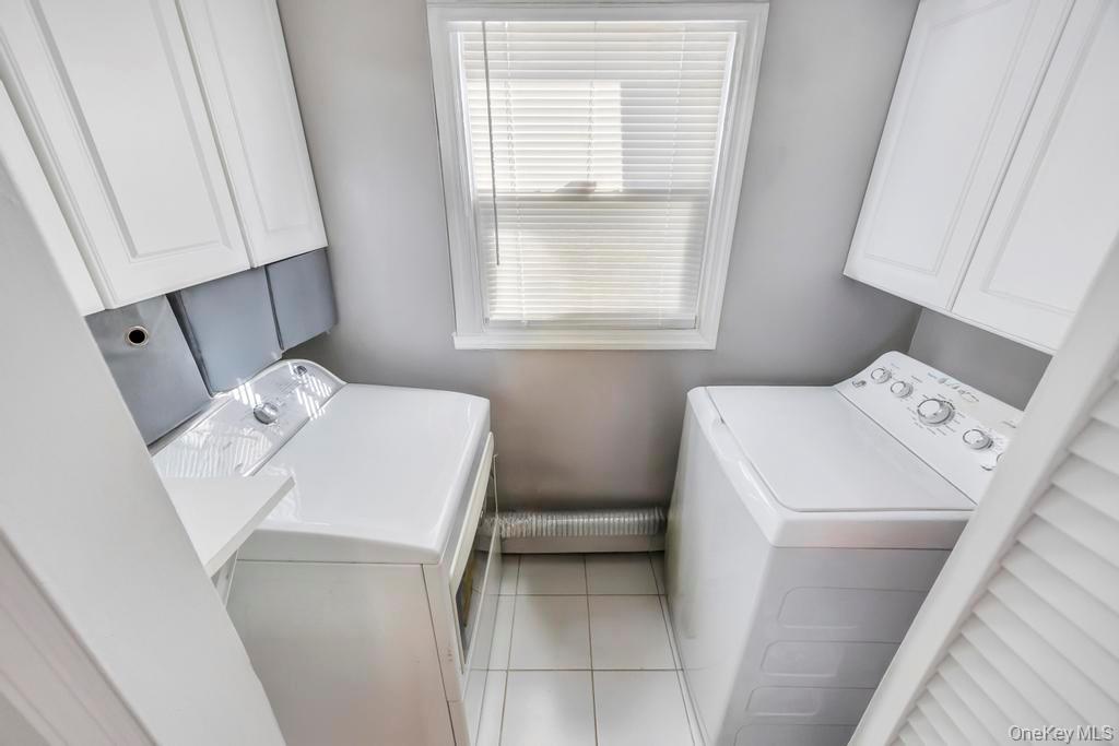 #17 photo, 23 Haven Lane, ناسو Levittown , NY 11756