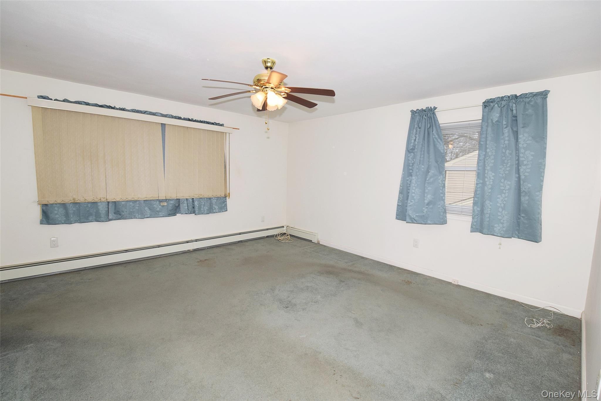 #12 photo, 54 Grand Street, Massapequa , NY 11758