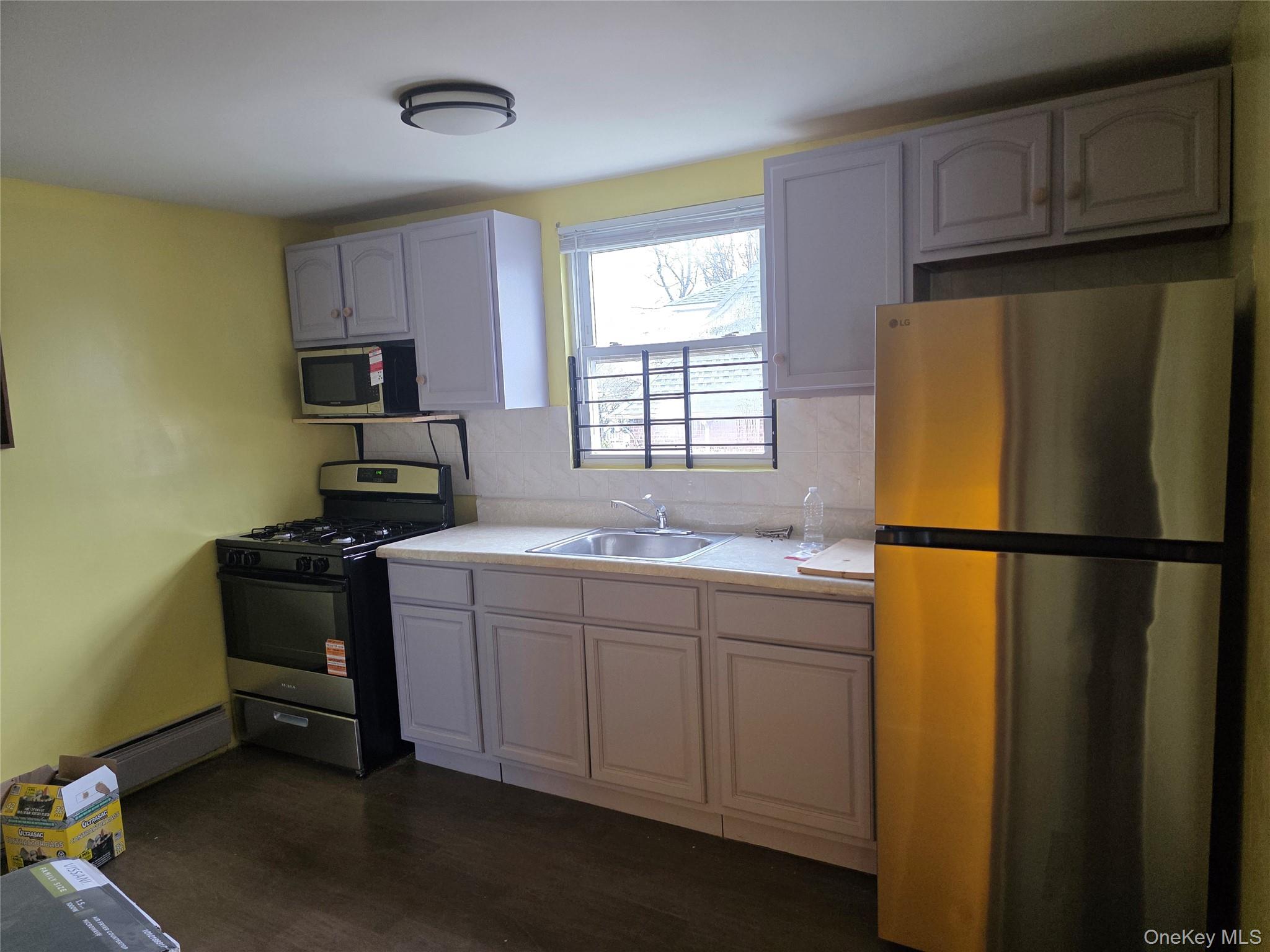 #9 photo, 18014 144th Avenue, Springfield Gardens , NY 11434