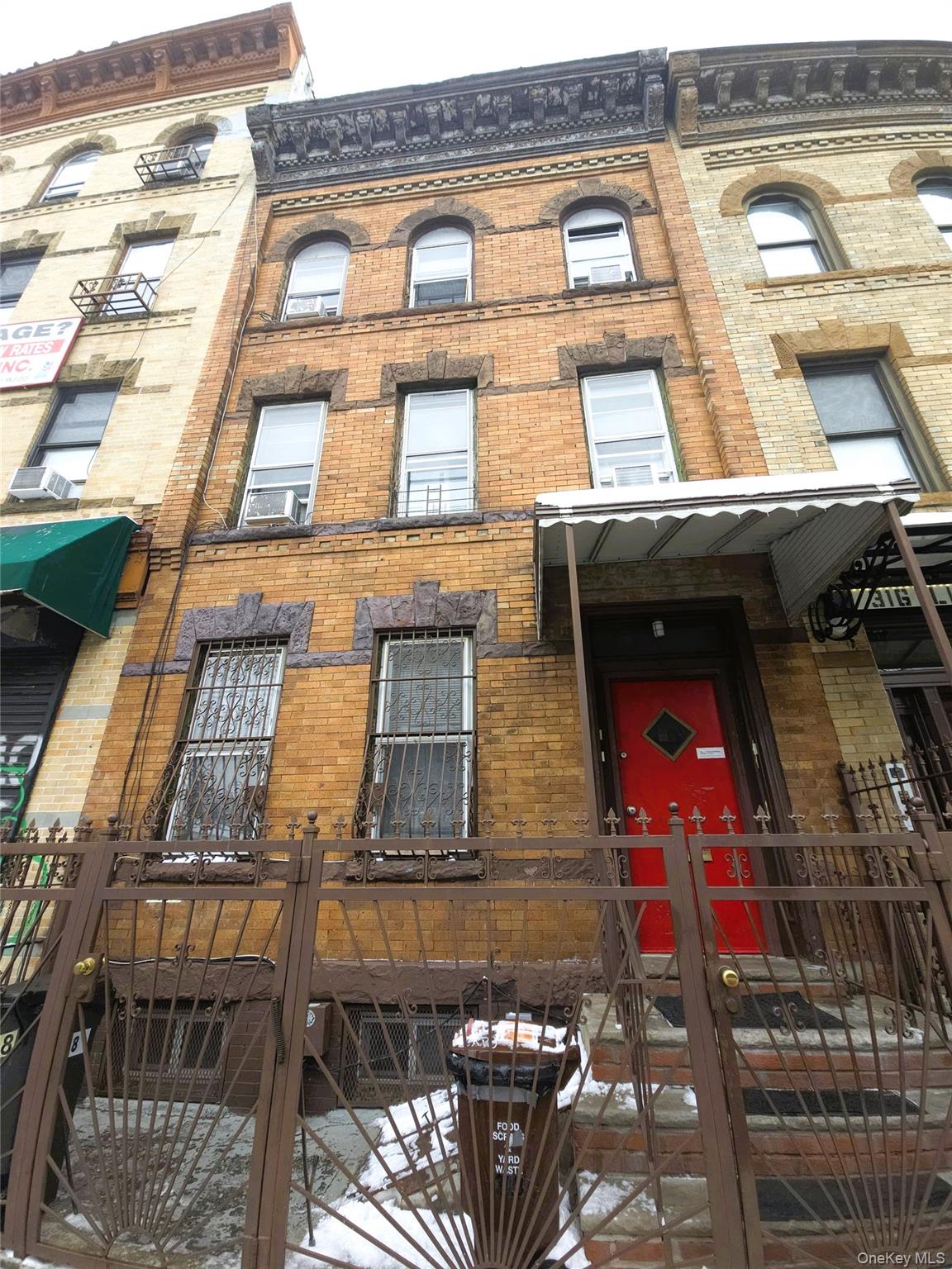 #1 photo, 318 Linden Street, הברונקס Brooklyn , NY 11237