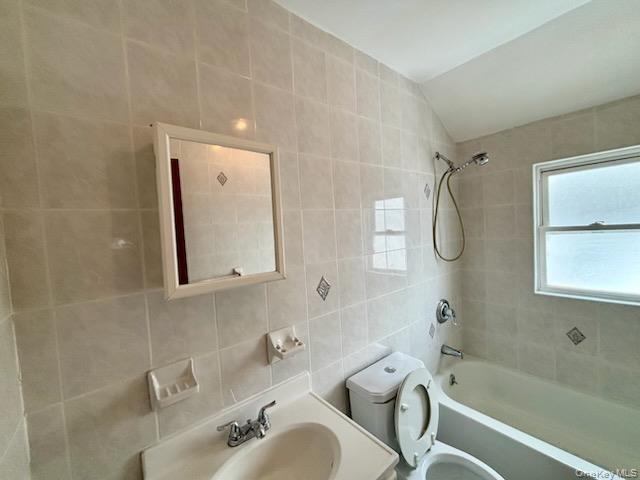 #12 photo, 232-04 147th Avenue, कुईंस Springfield Gardens , NY 11413