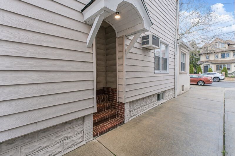 #4 photo, 2644 E 27TH Street, Бруклин ‖ Sheepshead Bay , NY 11235