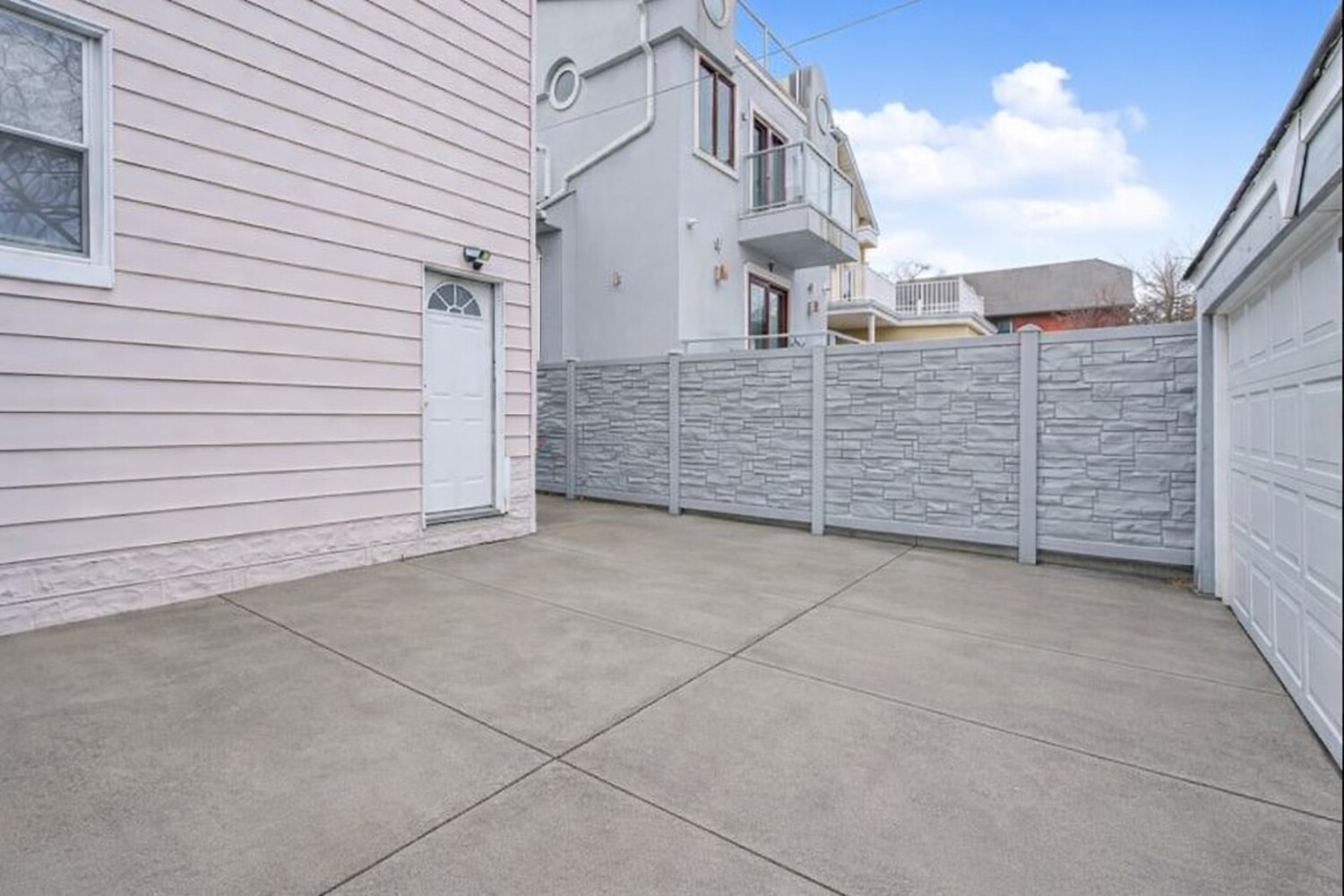 #7 photo, 2644 E 27TH Street, Бруклин ‖ Sheepshead Bay , NY 11235