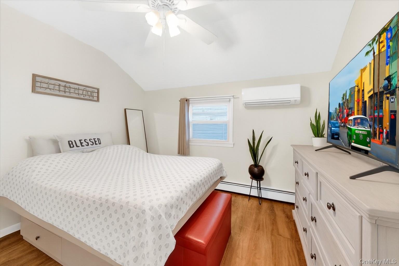 #13 photo, 6 Edgewater Park, ब्रोंक्स Bronx , NY 10465