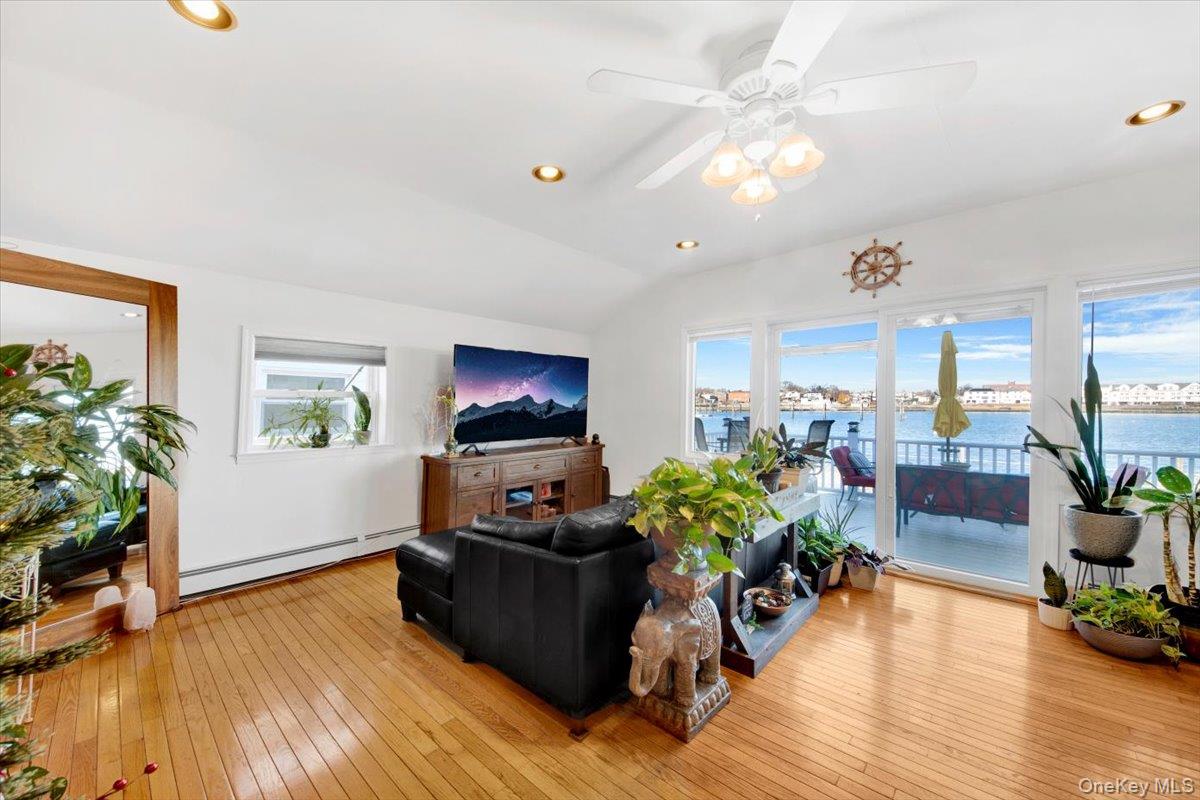 #3 photo, 6 Edgewater Park, ब्रोंक्स Bronx , NY 10465