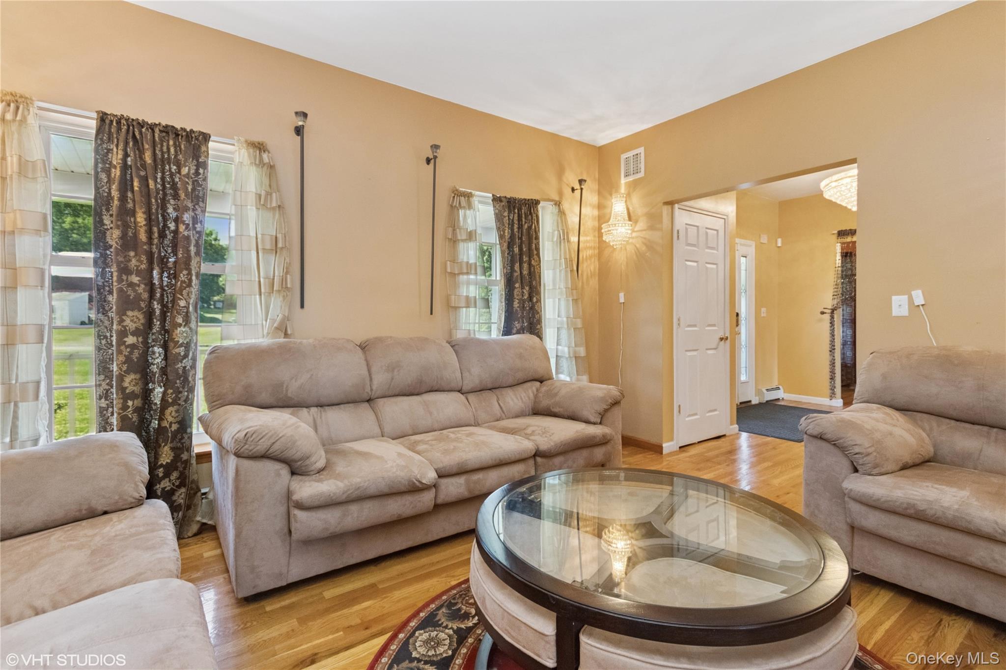 #12 photo, 10 Willys Court, Rock Tavern , NY 12575