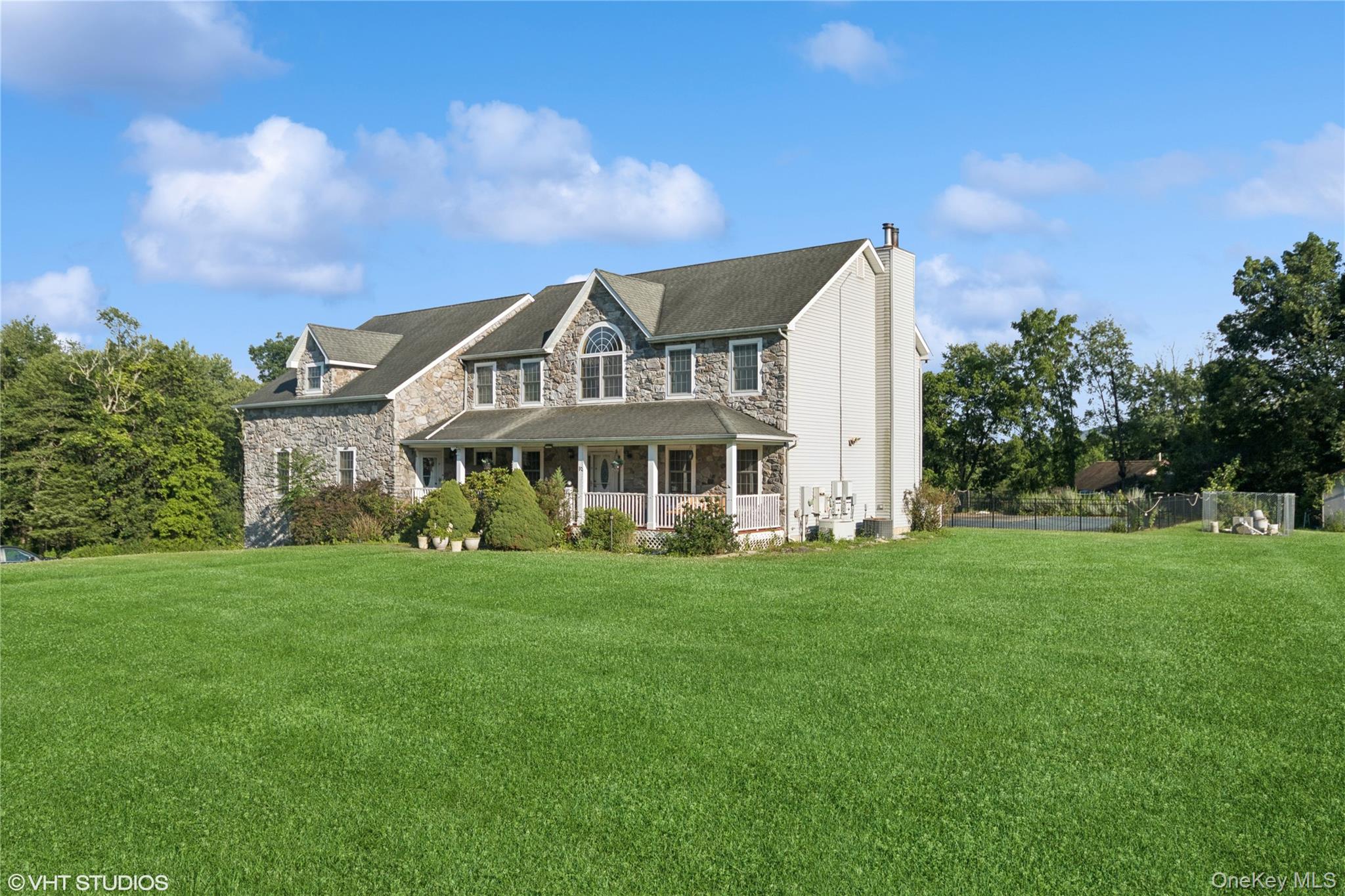 #2 photo, 10 Willys Court, Rock Tavern , NY 12575