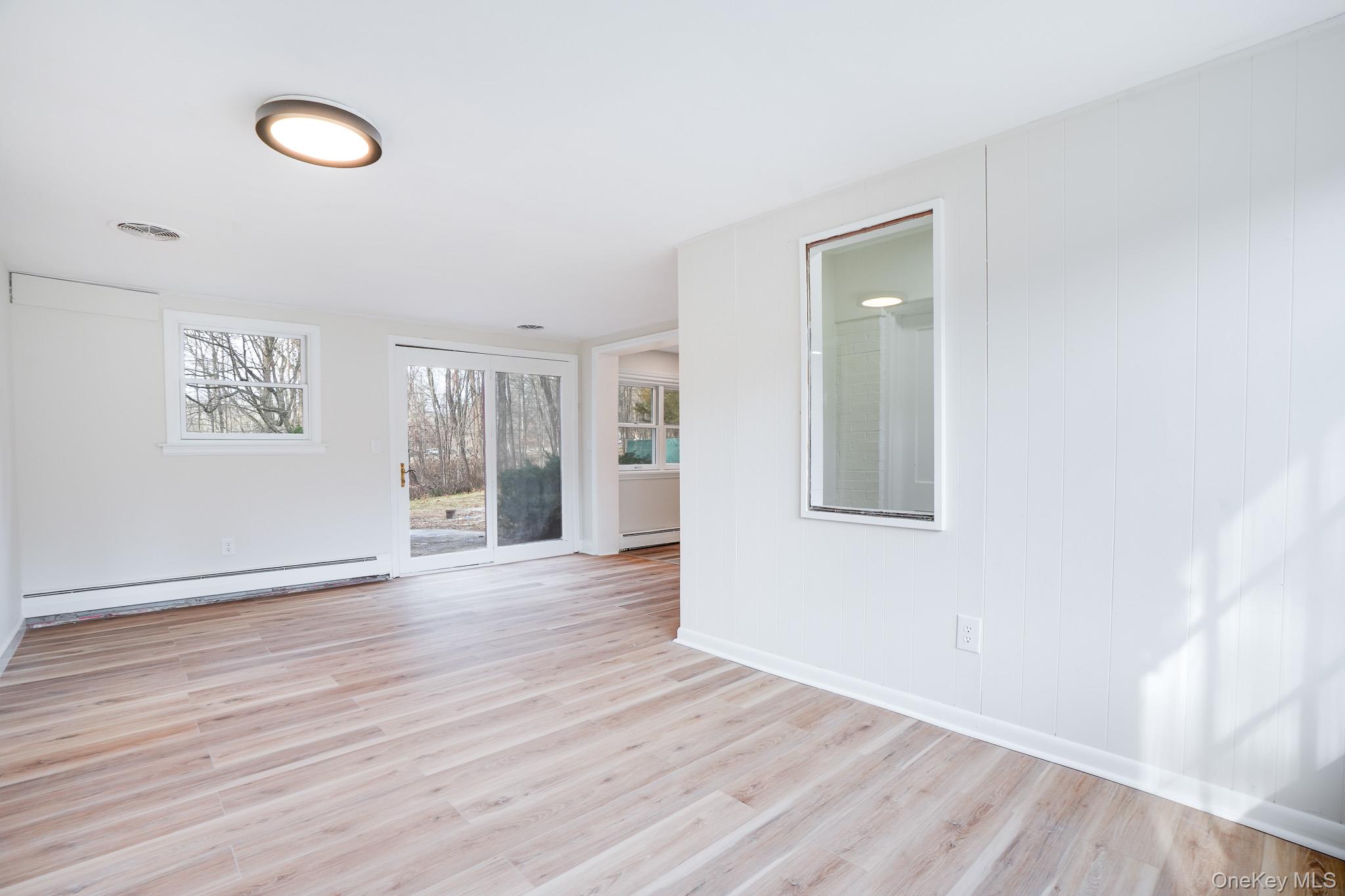 #13 photo, 3 Pond Road, Hyde Park , NY 12601