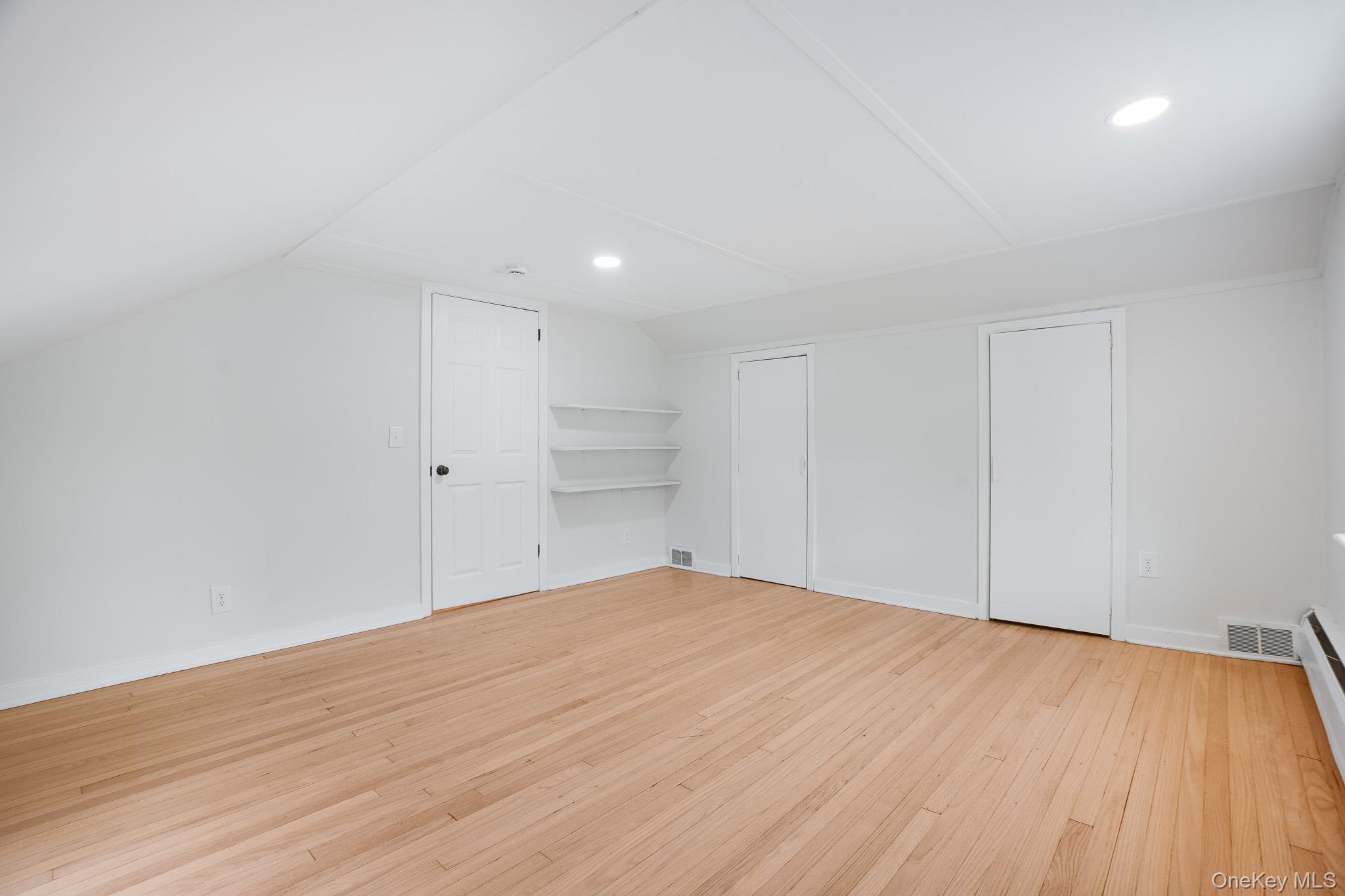 #16 photo, 3 Pond Road, Hyde Park , NY 12601