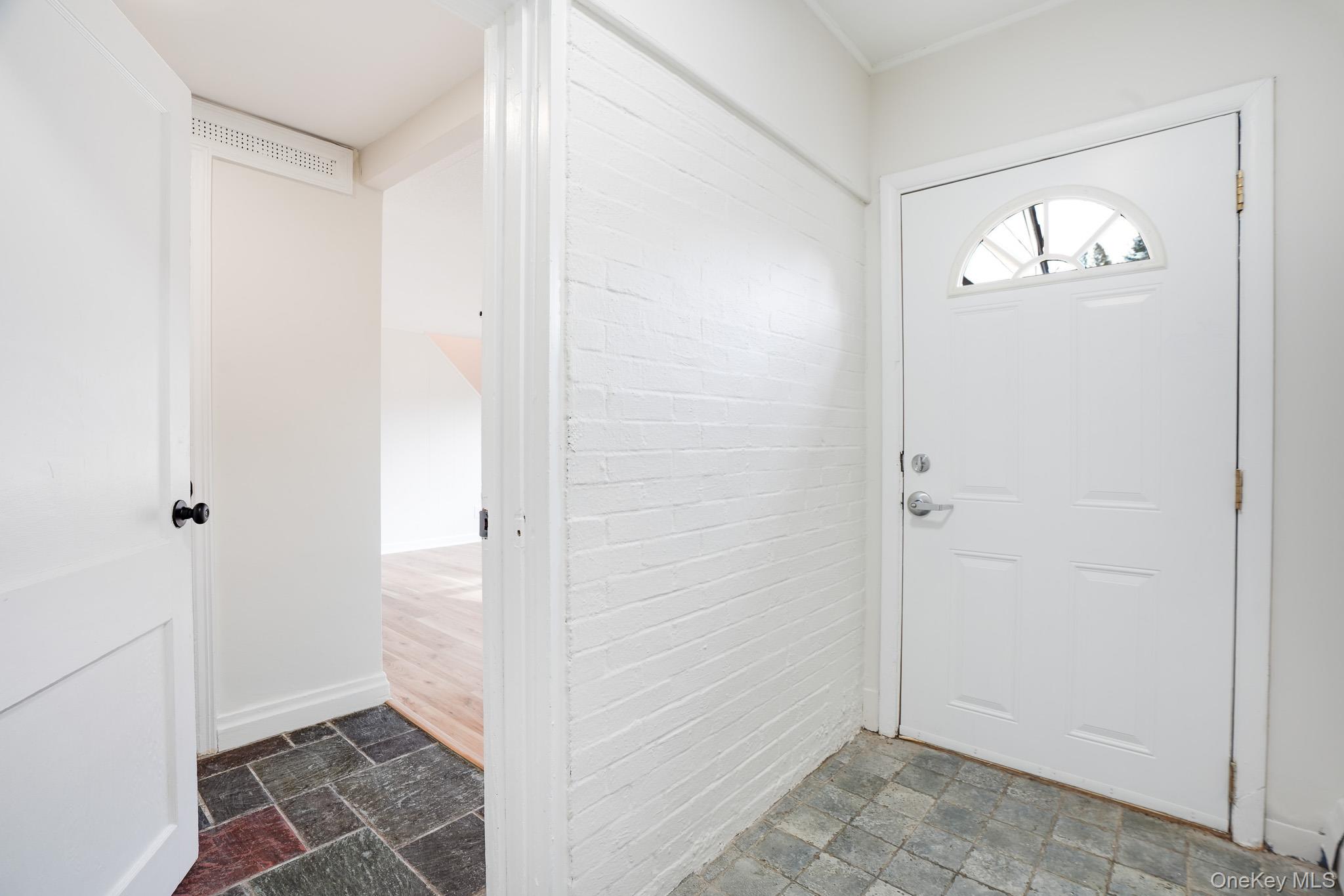 #2 photo, 3 Pond Road, Hyde Park , NY 12601