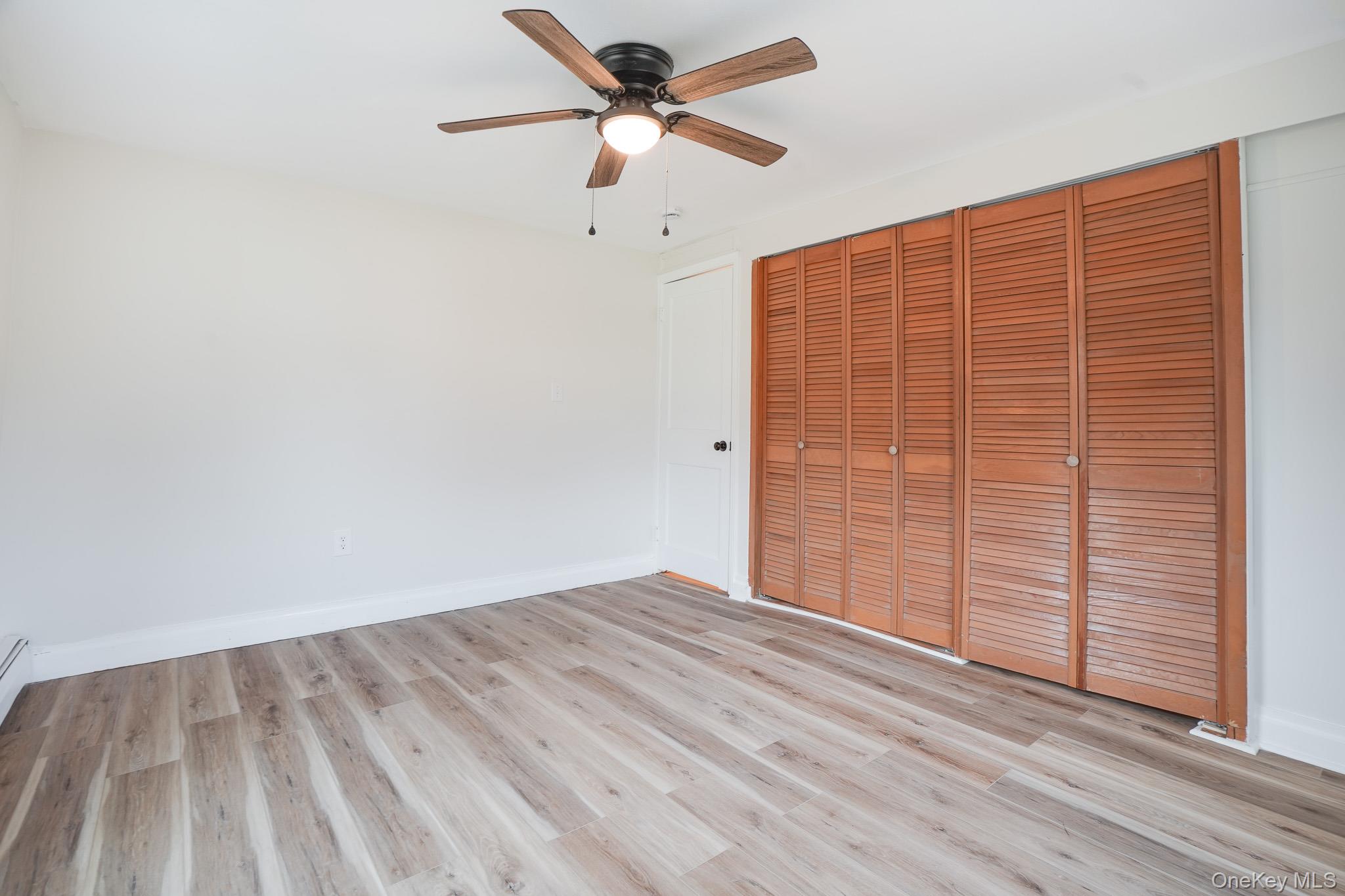 #8 photo, 3 Pond Road, Hyde Park , NY 12601