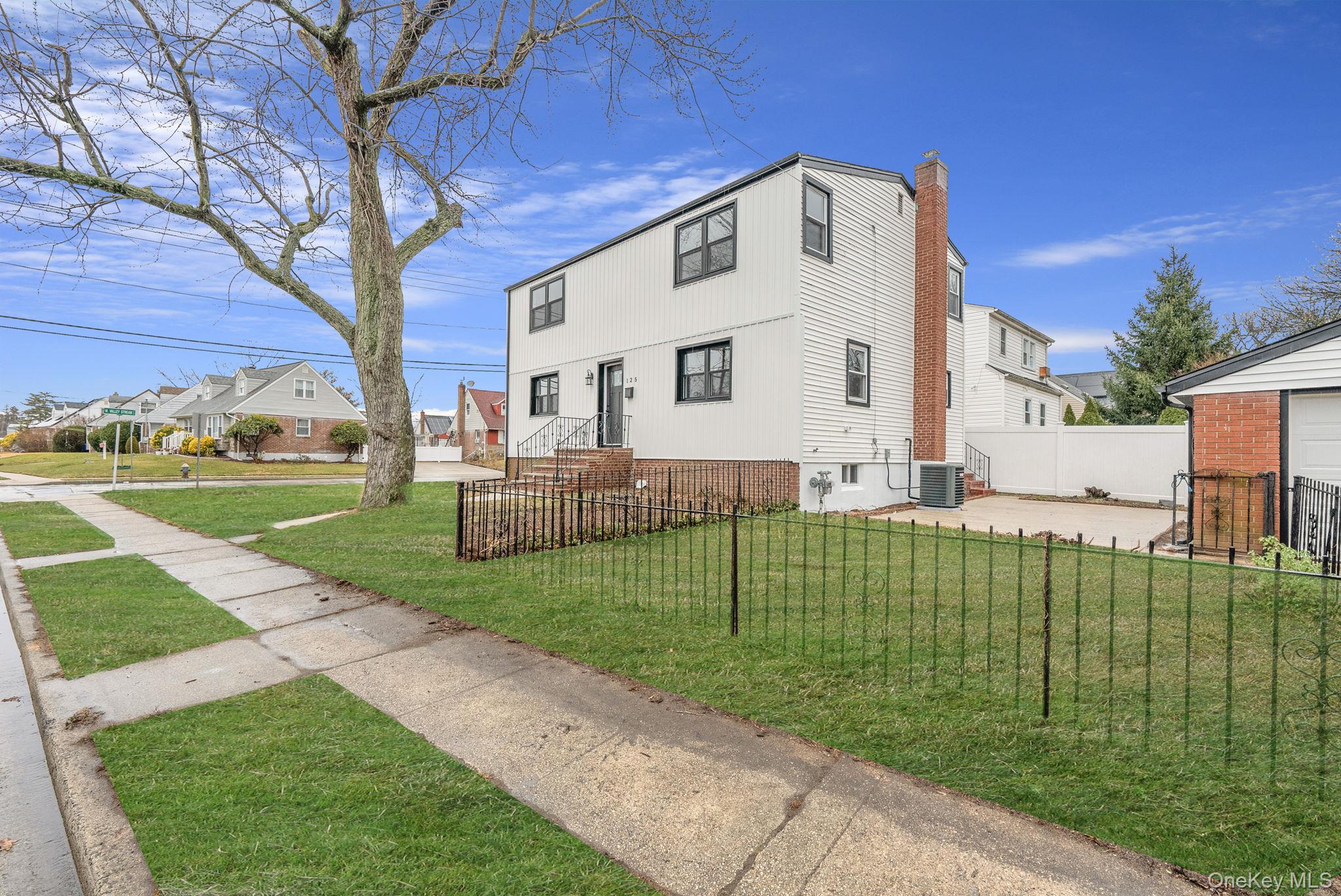 #5 photo, 125 Boden Avenue, Нассау ‖ Valley Stream , NY 11580