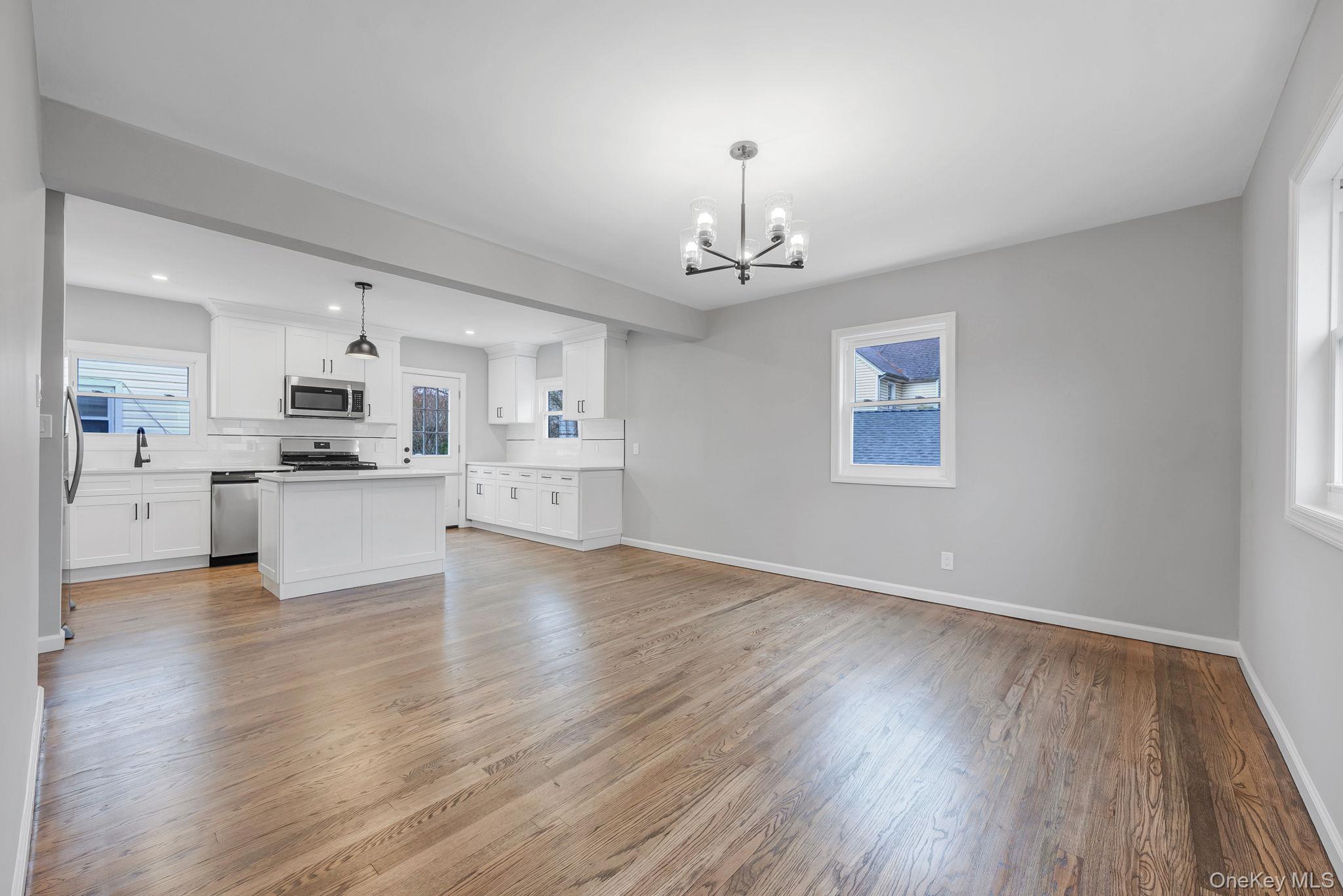 #8 photo, 125 Boden Avenue, Нассау ‖ Valley Stream , NY 11580