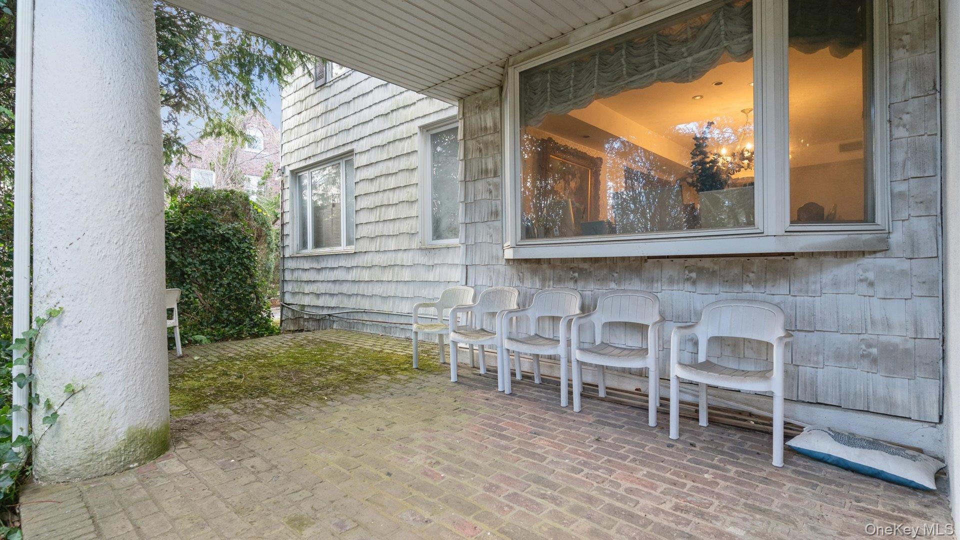 #11 photo, 178 Wildacre Avenue, नासाउ काउंटी Lawrence , NY 11559