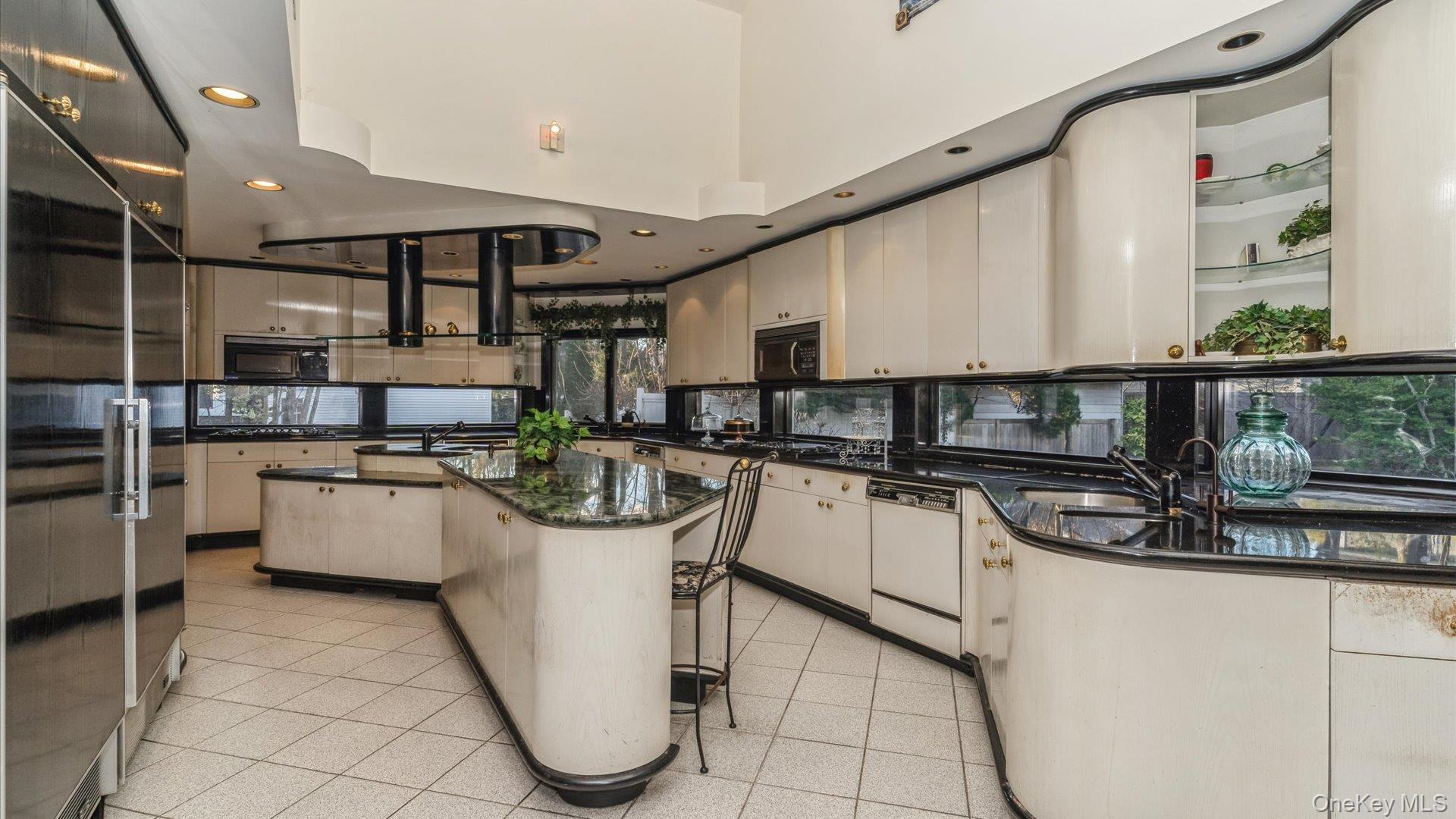 #20 photo, 178 Wildacre Avenue, नासाउ काउंटी Lawrence , NY 11559