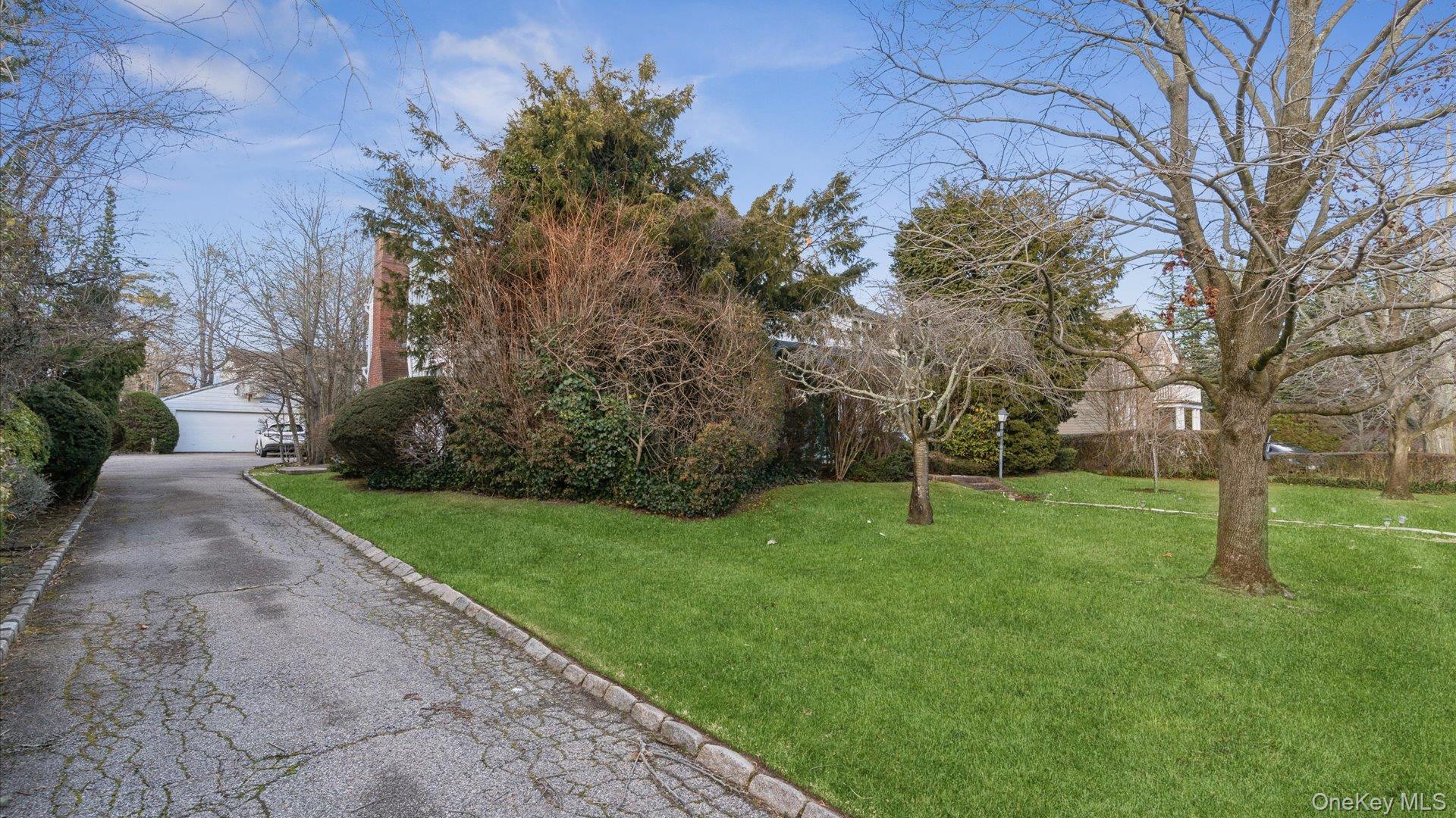 #4 photo, 178 Wildacre Avenue, नासाउ काउंटी Lawrence , NY 11559