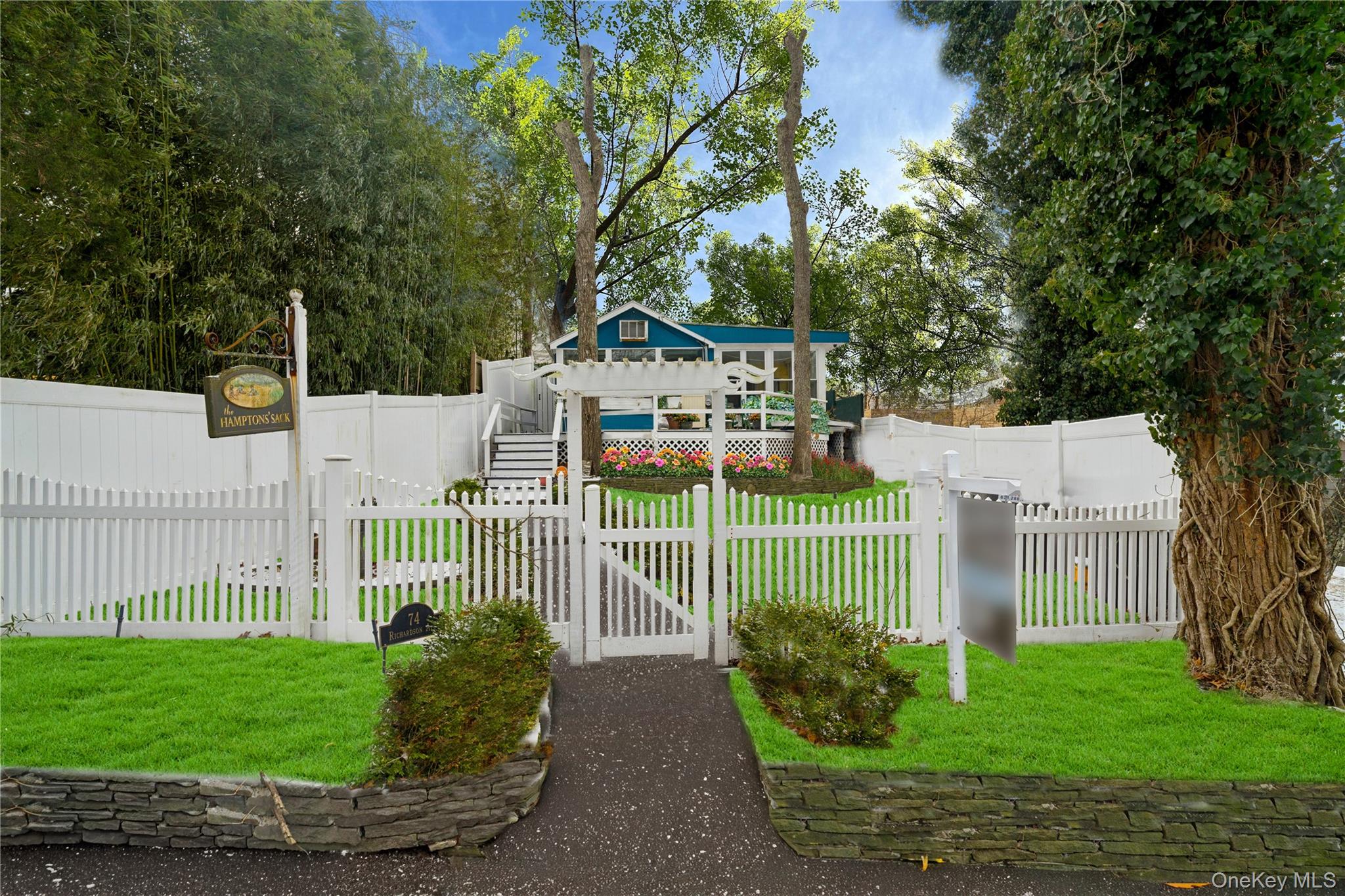 #18 photo, 74 Richardson Avenue, East Hampton , NY 11937