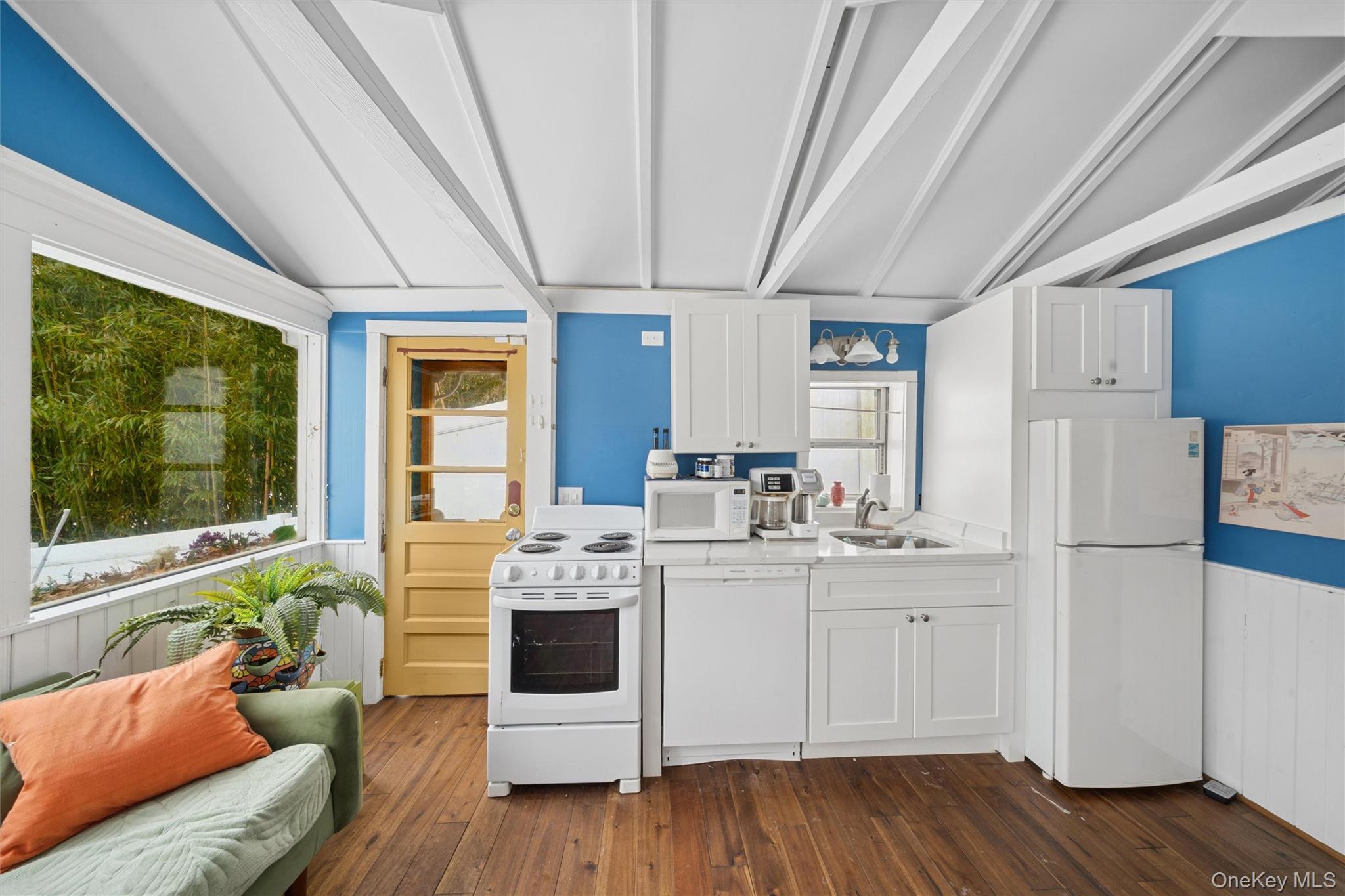 #9 photo, 74 Richardson Avenue, East Hampton , NY 11937