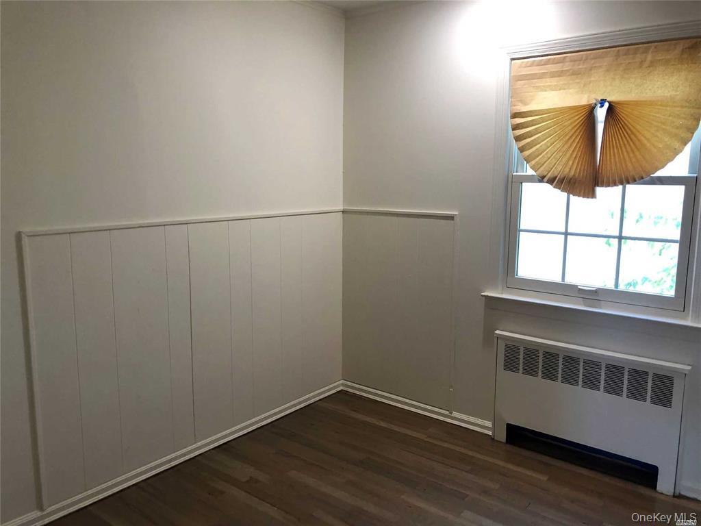 #18 photo, 563 Albemarle Place, מחוז נסאו Cedarhurst , NY 11516