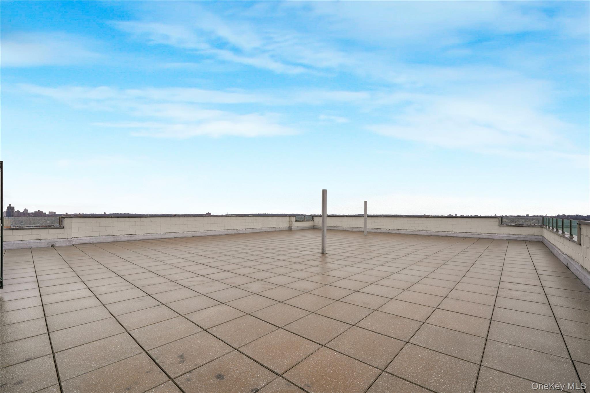 #12 photo, 88-08 Justice Avenue, कुईंस Elmhurst , NY 11373