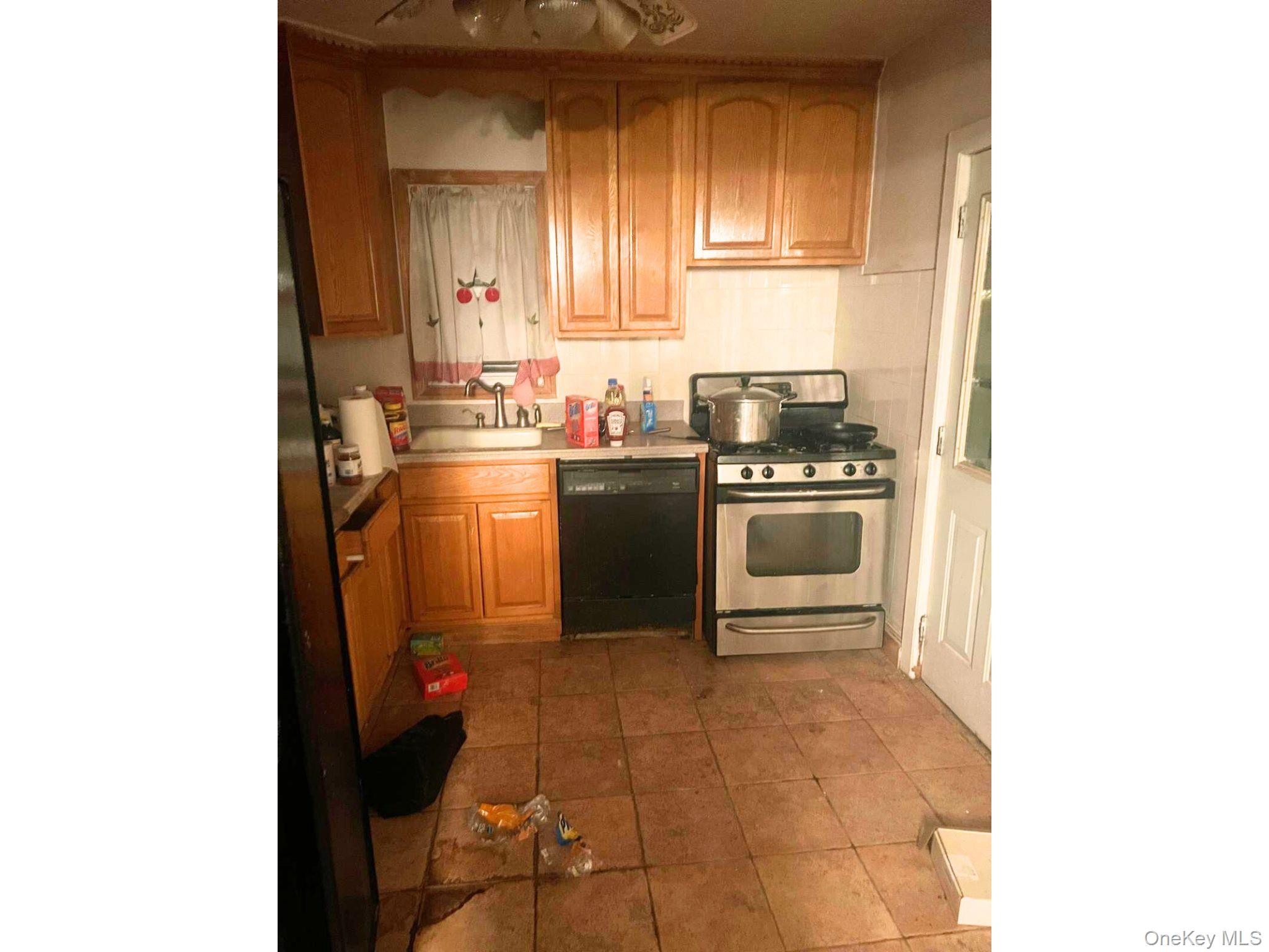 #8 photo, 1583 Irving Street, नासाउ काउंटी Baldwin , NY 11510