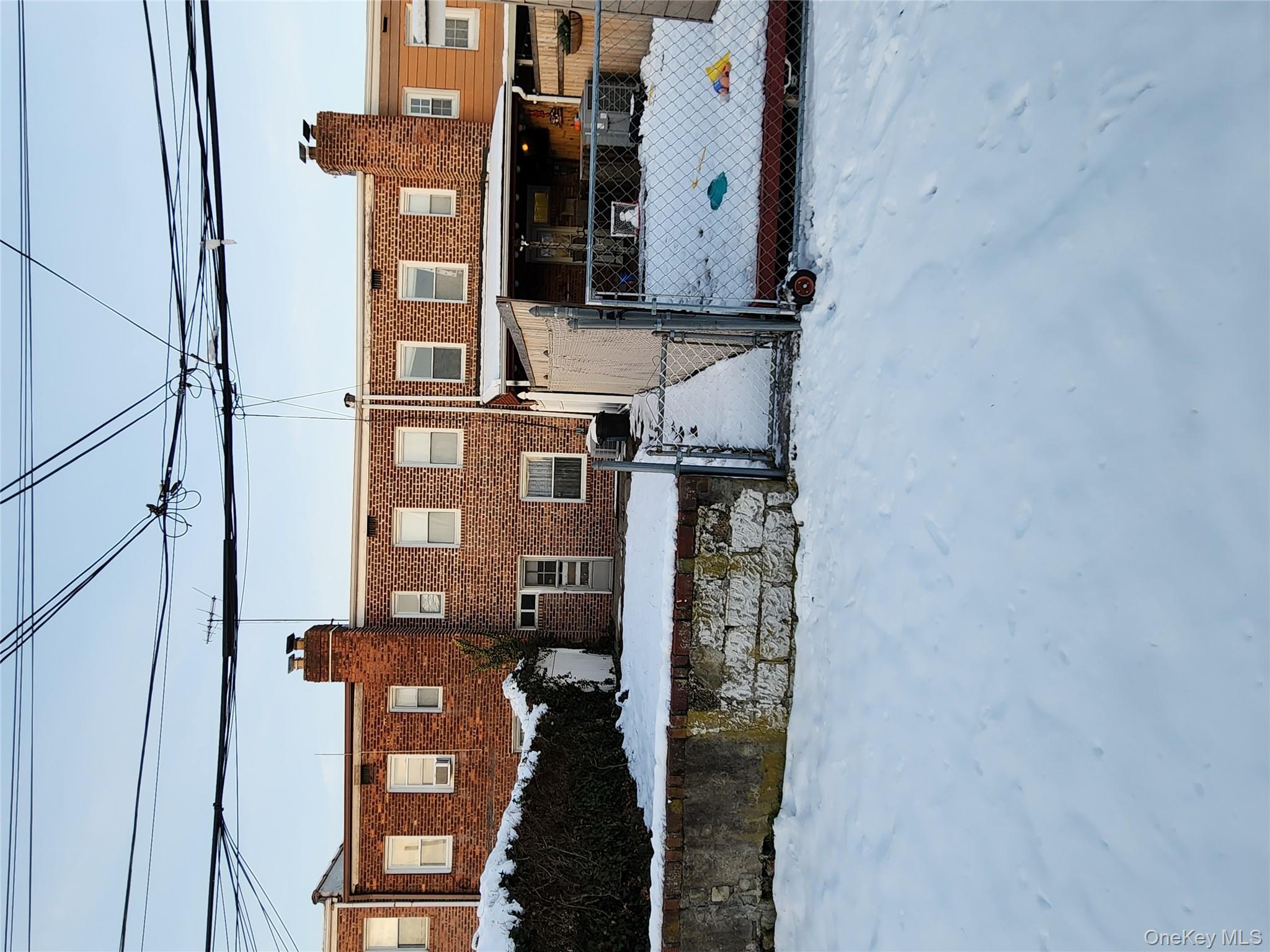 #4 photo, 16662 22nd Avenue, व्हाइटस्टोन Whitestone , NY 11357