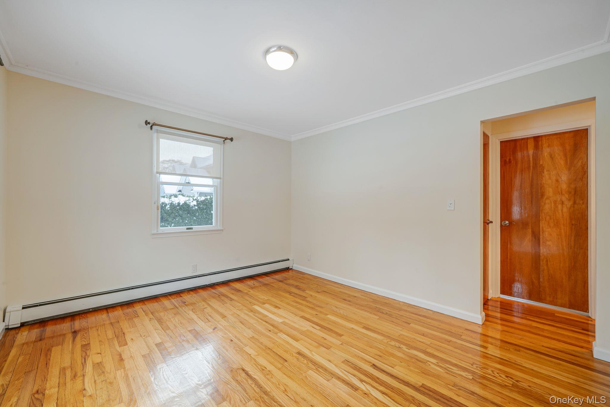 #9 photo, Bohemia, सफ़ोक काउंटी Bohemia , NY 11716