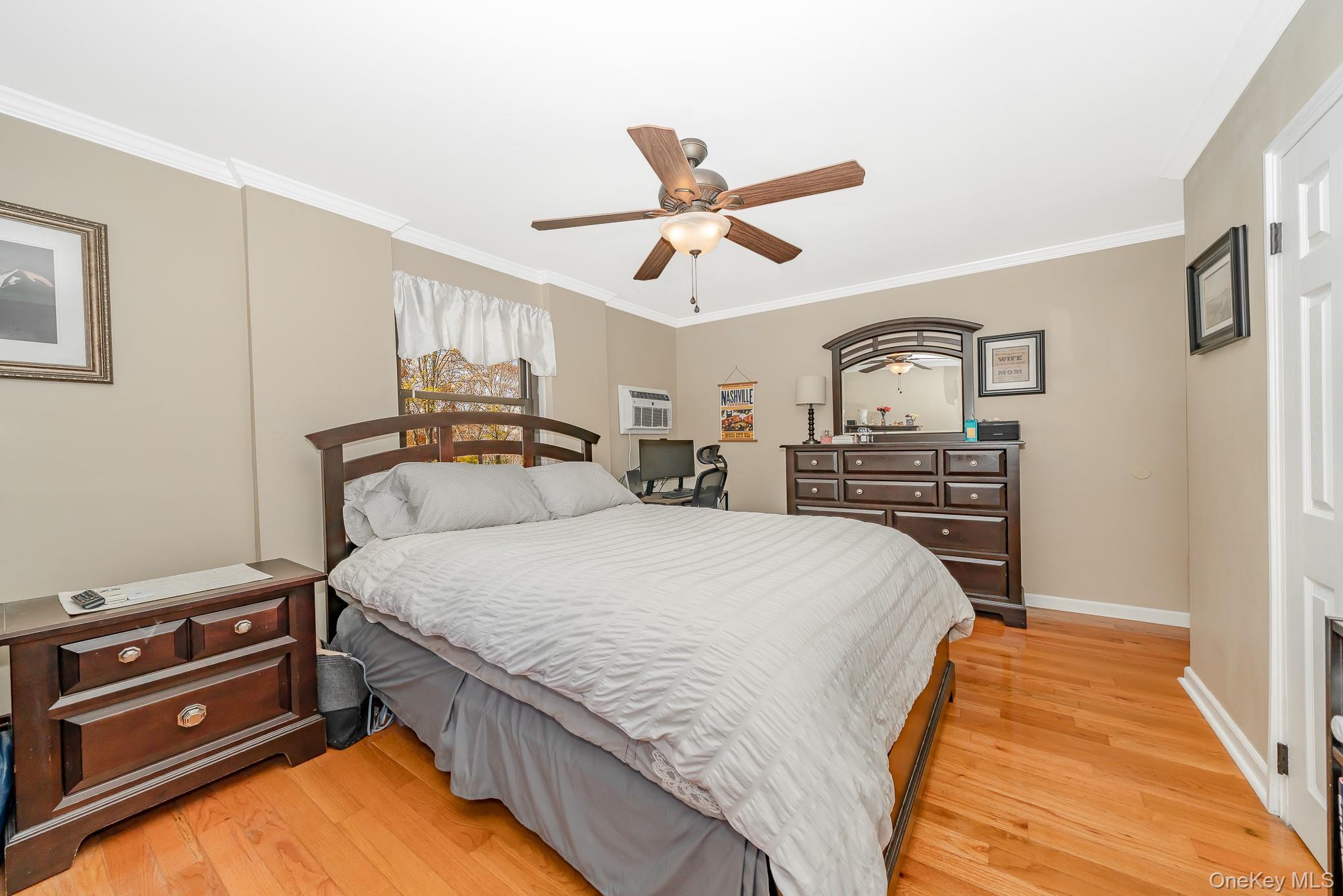 #13 photo, 86-40 155th, कुईंस Howard Beach , NY 11414