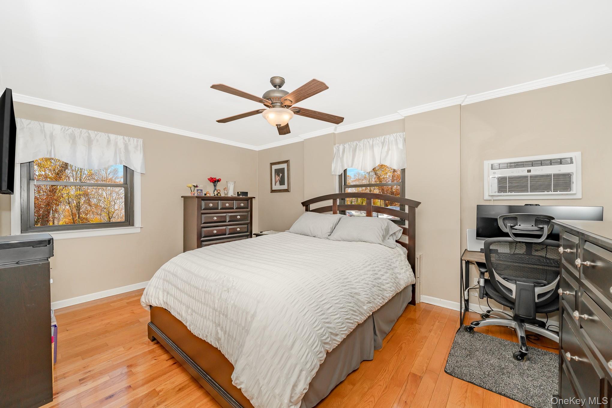 #14 photo, 86-40 155th, कुईंस Howard Beach , NY 11414