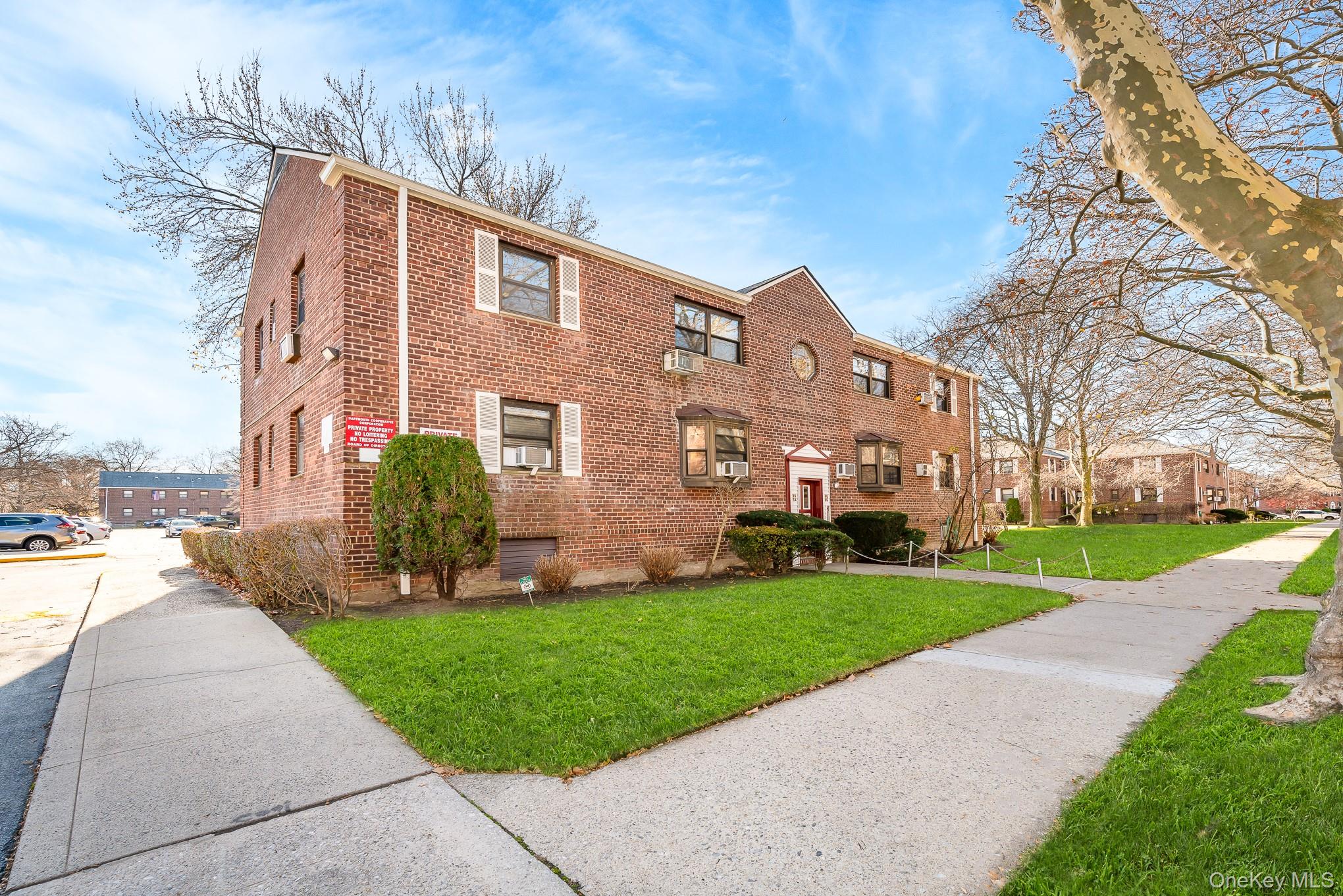 #3 photo, 86-40 155th, कुईंस Howard Beach , NY 11414