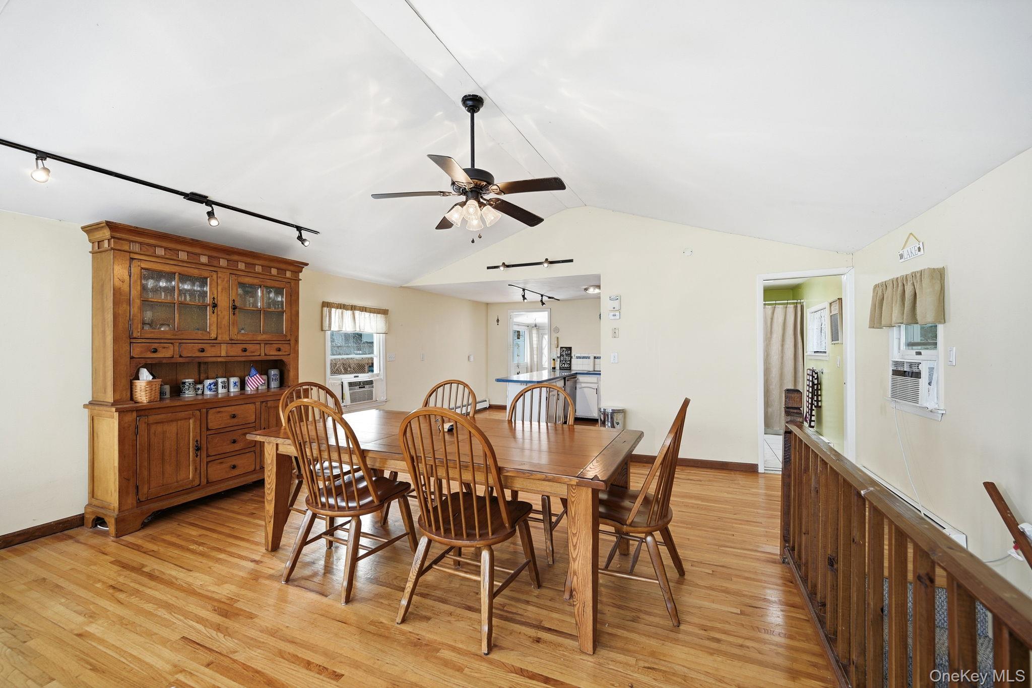 #14 photo, 8 Wendy Way, Warwick , NY 10925