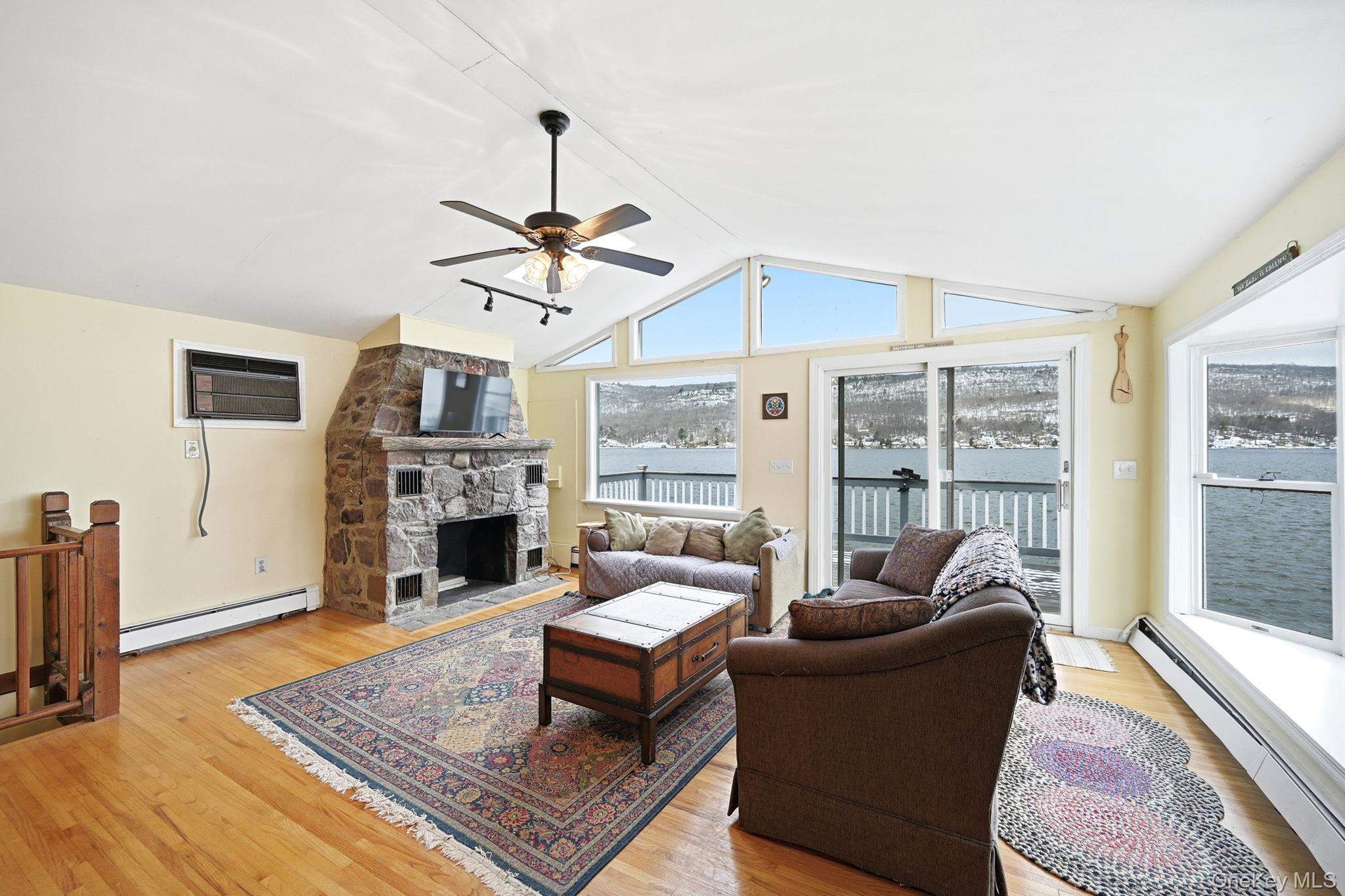 #17 photo, 8 Wendy Way, Warwick , NY 10925