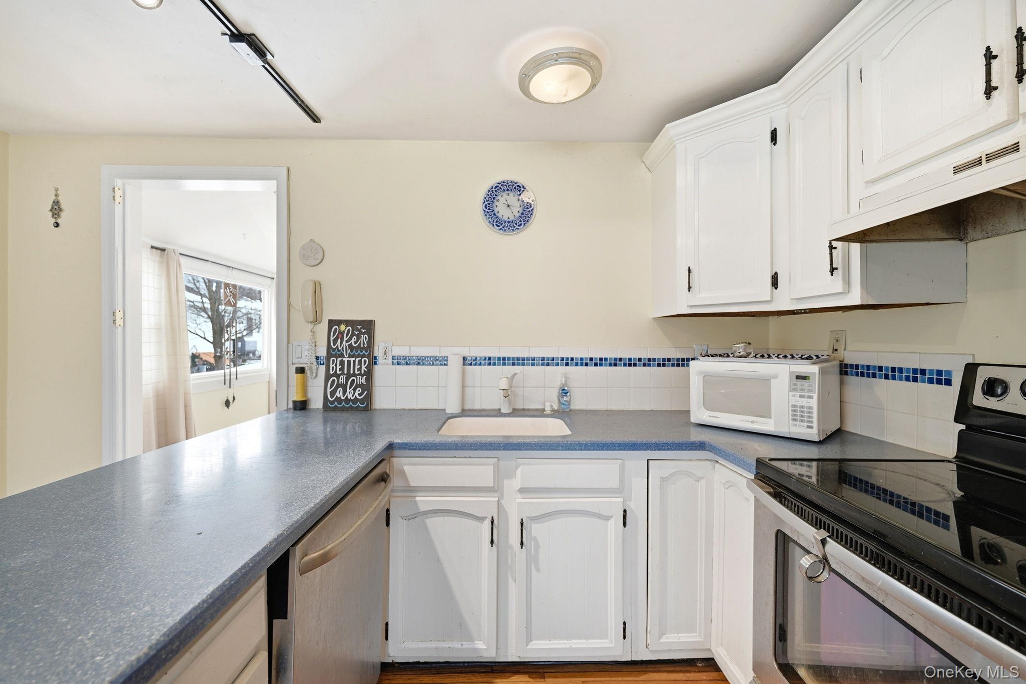 #9 photo, 8 Wendy Way, Warwick , NY 10925