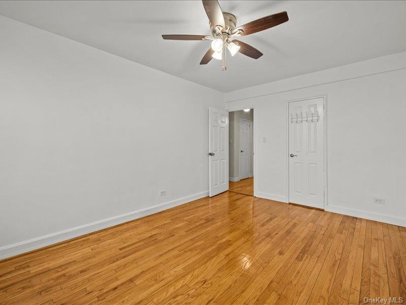 #9 photo, 5610 Netherland Avenue, הברונקס Bronx , NY 10471