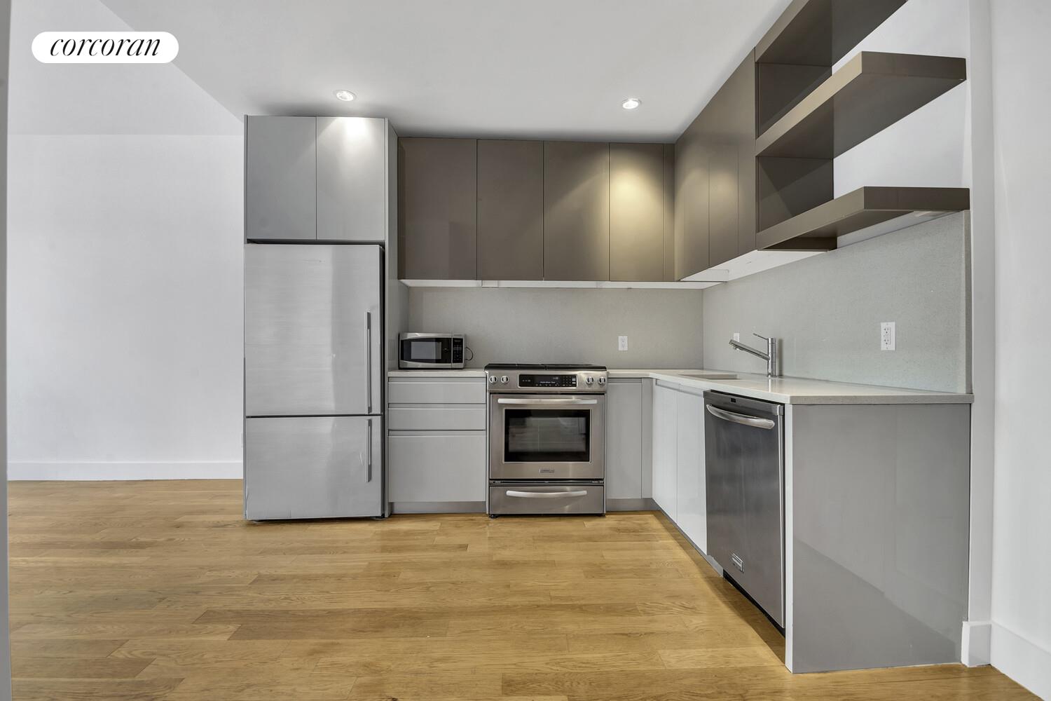 #6 photo, Hunters Point, קווינס Hunters Point , NY 11101