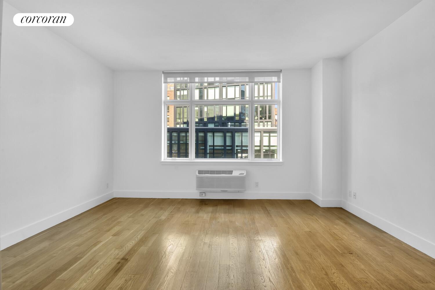 #7 photo, Hunters Point, קווינס Hunters Point , NY 11101