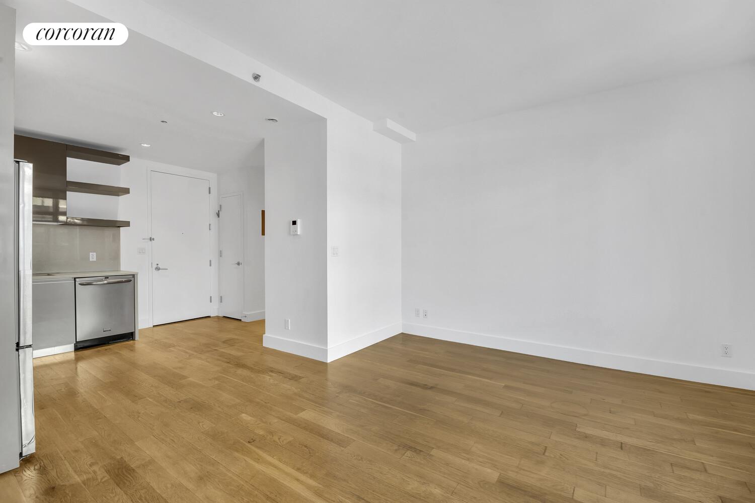 #9 photo, Hunters Point, קווינס Hunters Point , NY 11101