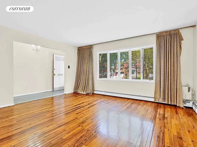 #4 photo, Jamaica Estates, קווינס Jamaica Estates , NY 11432