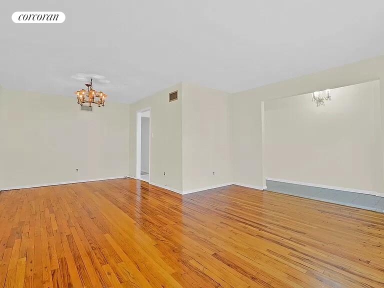 #5 photo, Jamaica Estates, קווינס Jamaica Estates , NY 11432