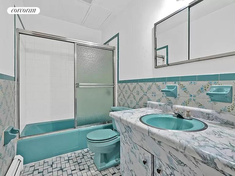 #8 photo, Jamaica Estates, קווינס Jamaica Estates , NY 11432