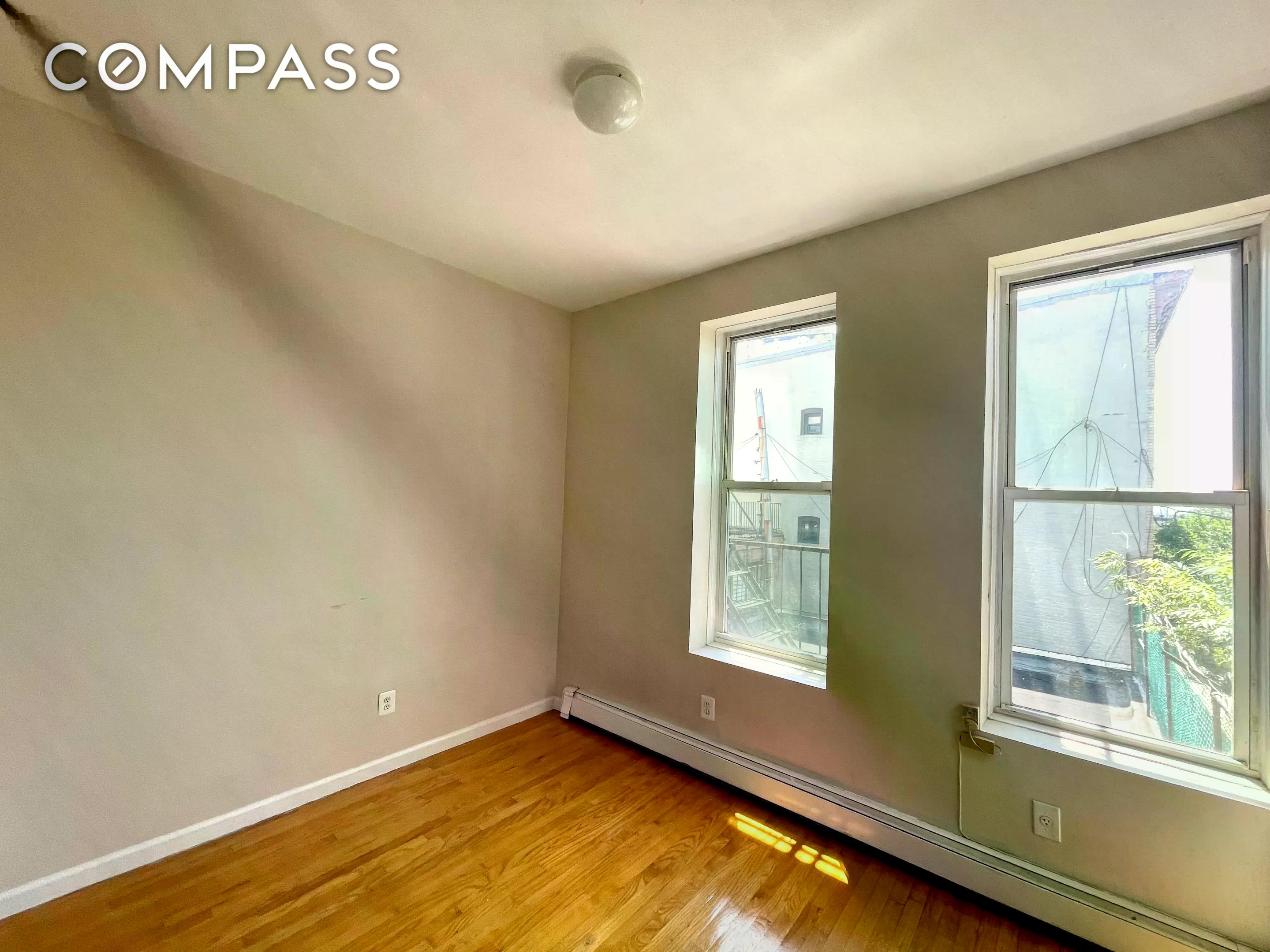 #1 photo, Ridgewood, קווינס Ridgewood , NY 11385