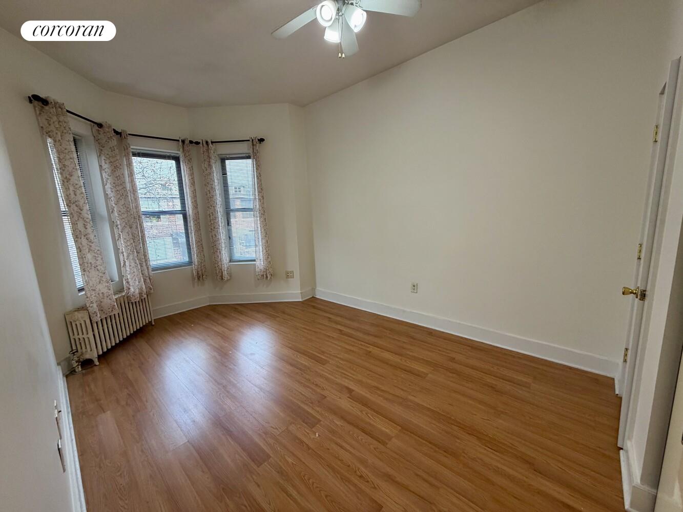 #8 photo, Brooklyn, ब्रुकलीन Bay Ridge , NY 11209