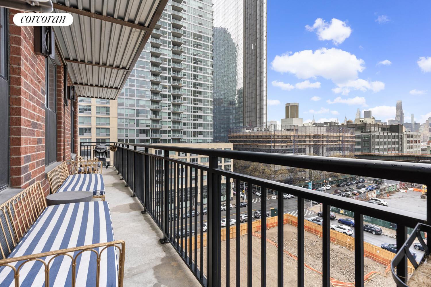 #15 photo, 42-60 CRESCENT Street, लॉन्ग आइलैंड सिटी Long Island City , NY 11101