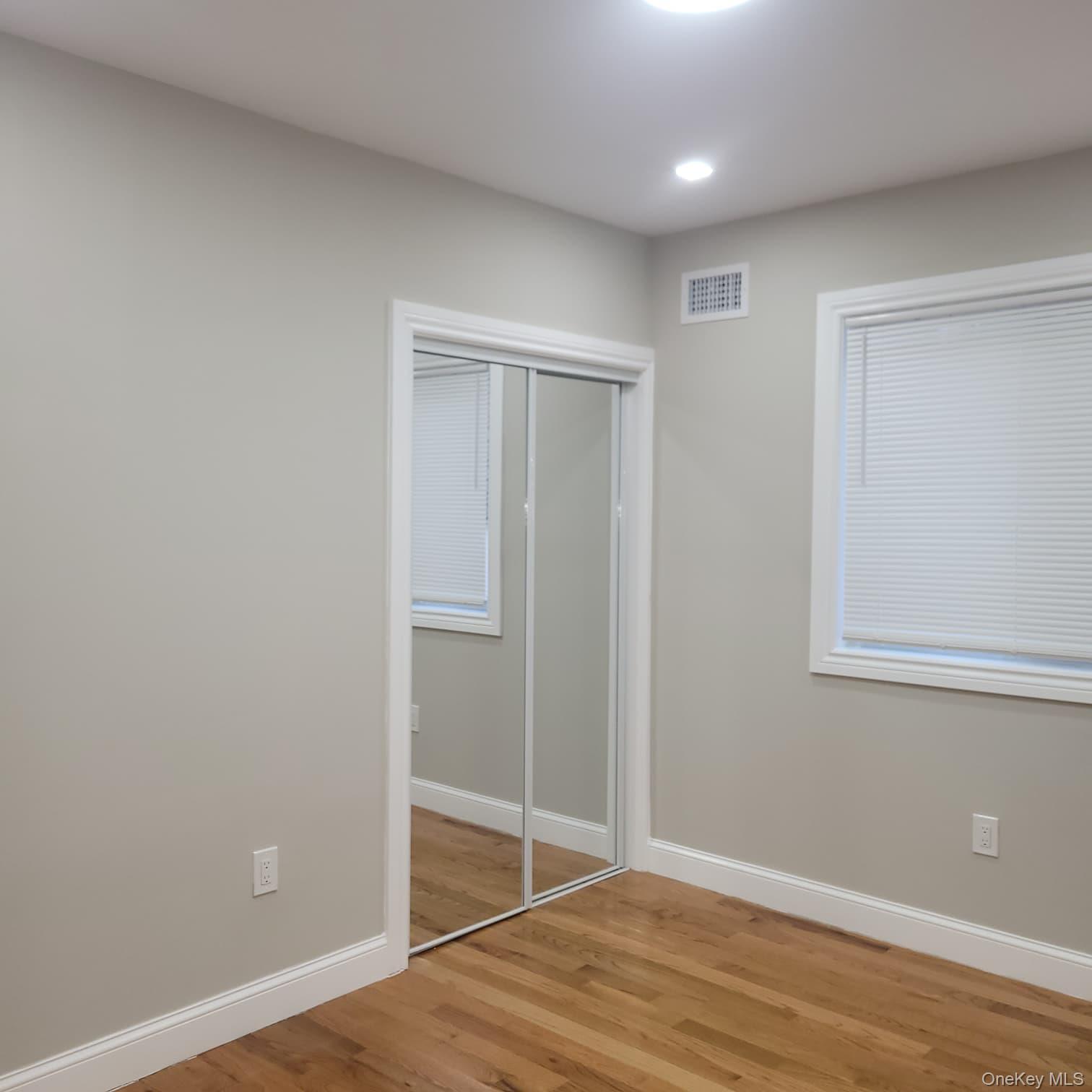 #20 photo, 1724 New Haven Avenue, Куинс ‖ Far Rockaway , NY 11691