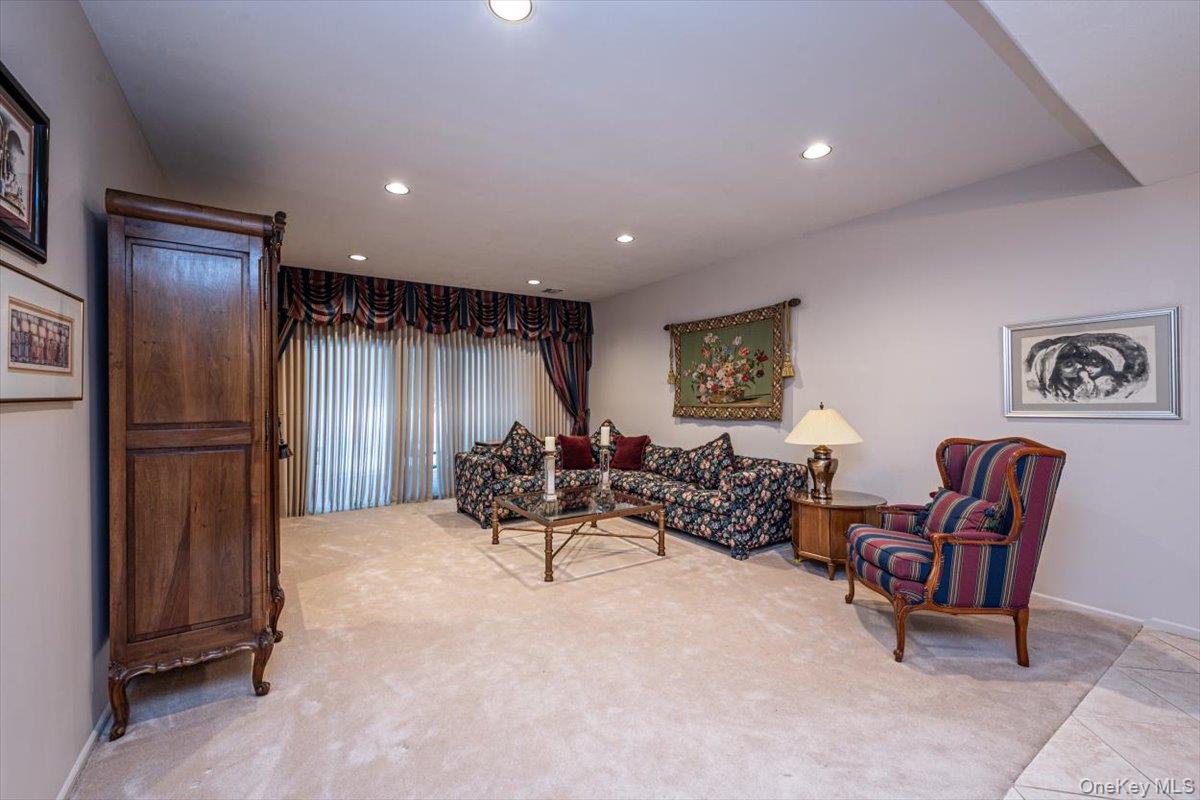 #15 photo, 37 Windwatch Drive, Hauppauge , NY 11788