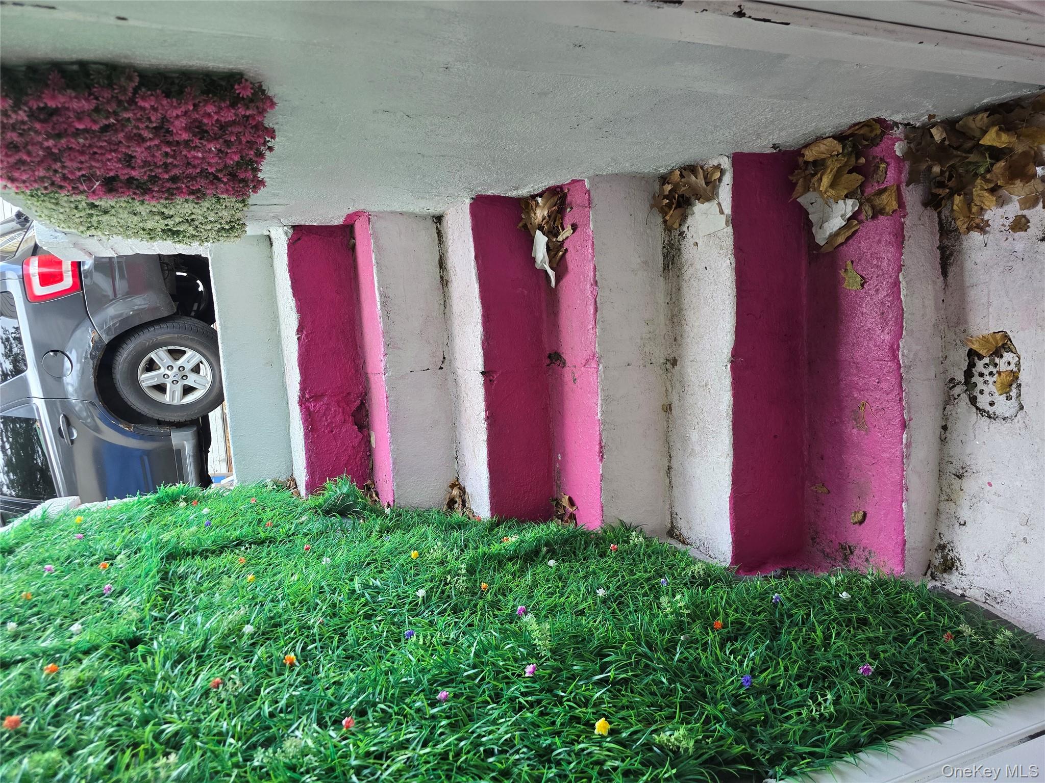 #3 photo, 37 42 72nd ST 72nd ST, Куинс ‖ Jackson Heights , NY 11372