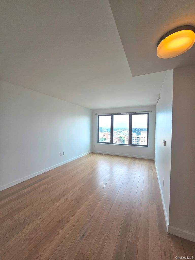 #5 photo, 138-35 39th Avenue, Куинс ‖ Flushing , NY 11354