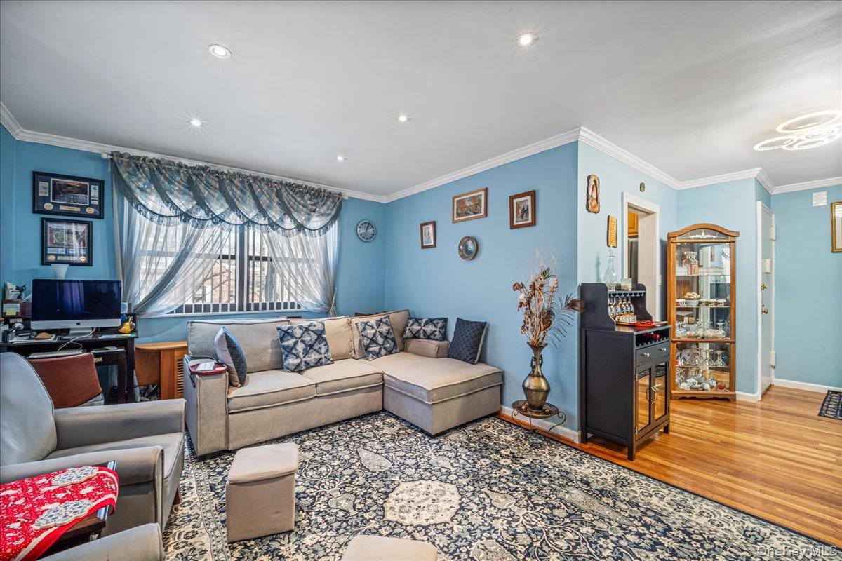 #5 photo, 155-14 86 Street, Куинс ‖ Howard Beach , NY 11414