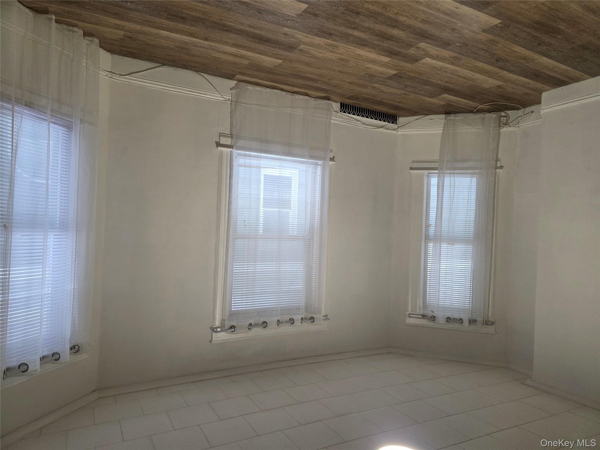 #3 photo, Richmond Hill North, Куинс ‖ Richmond Hill North , NY 11418